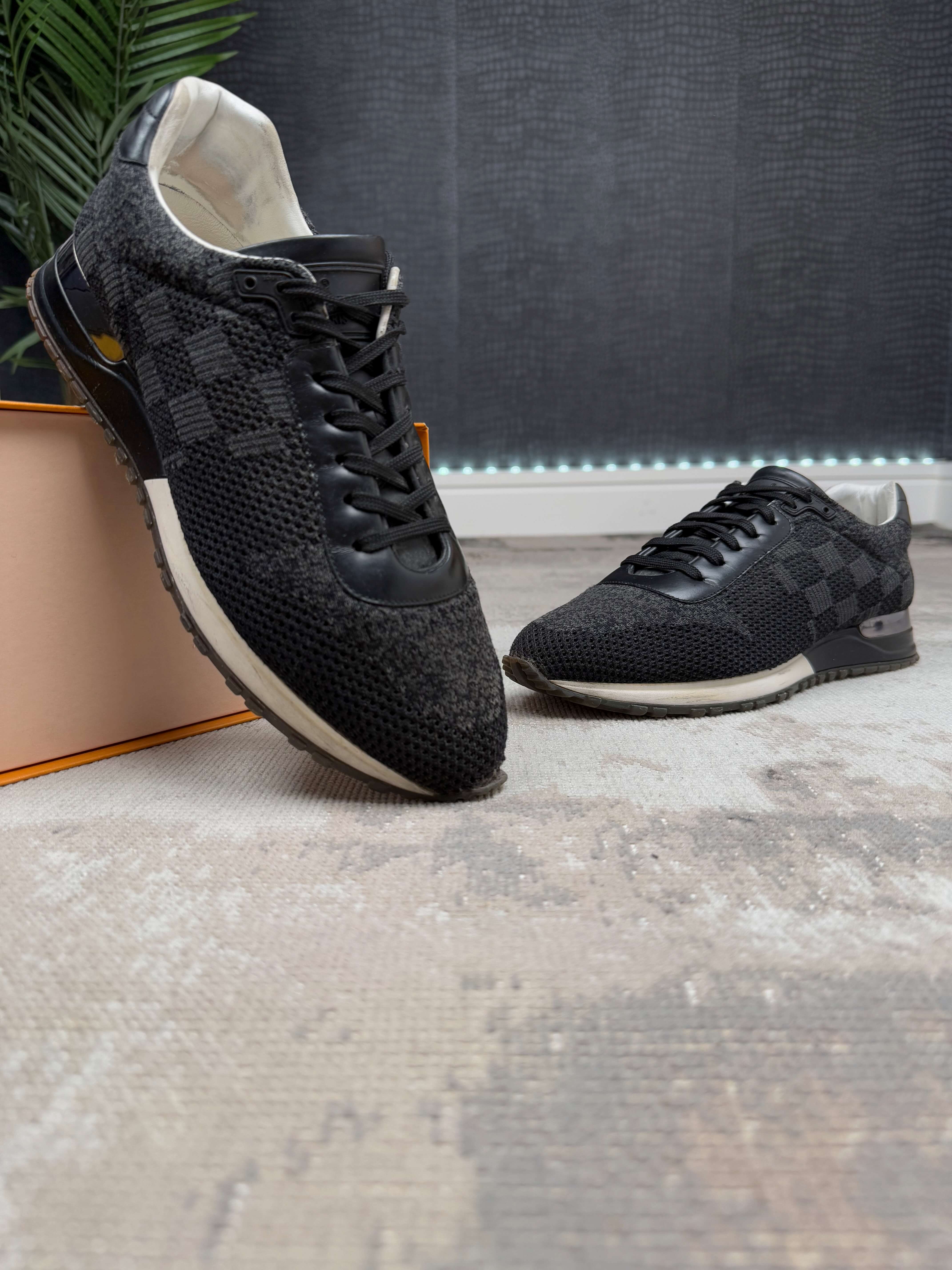 Louis Vuitton Run Away - Black Louis Vuitton
