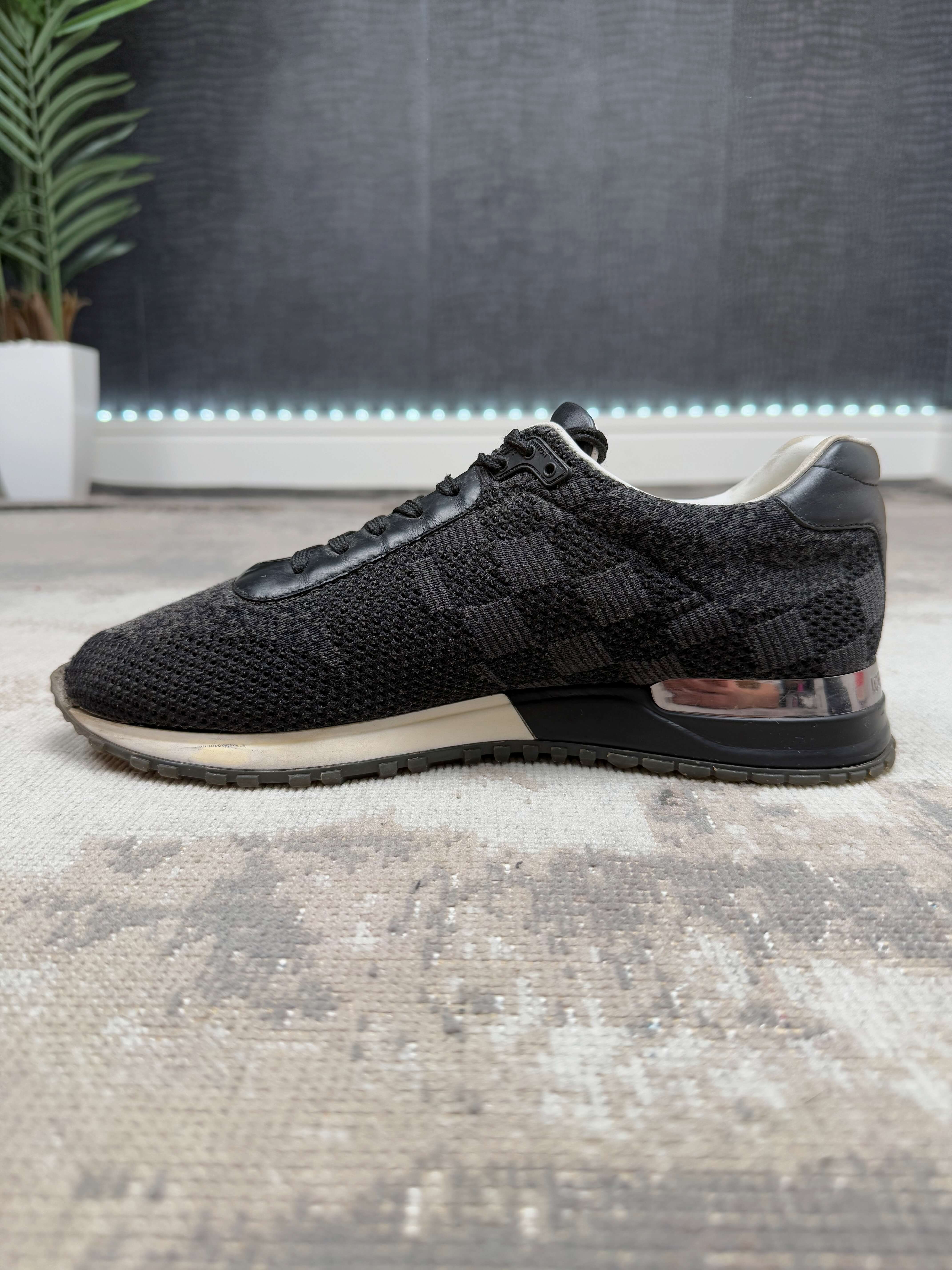 Louis Vuitton Run Away - Black Louis Vuitton
