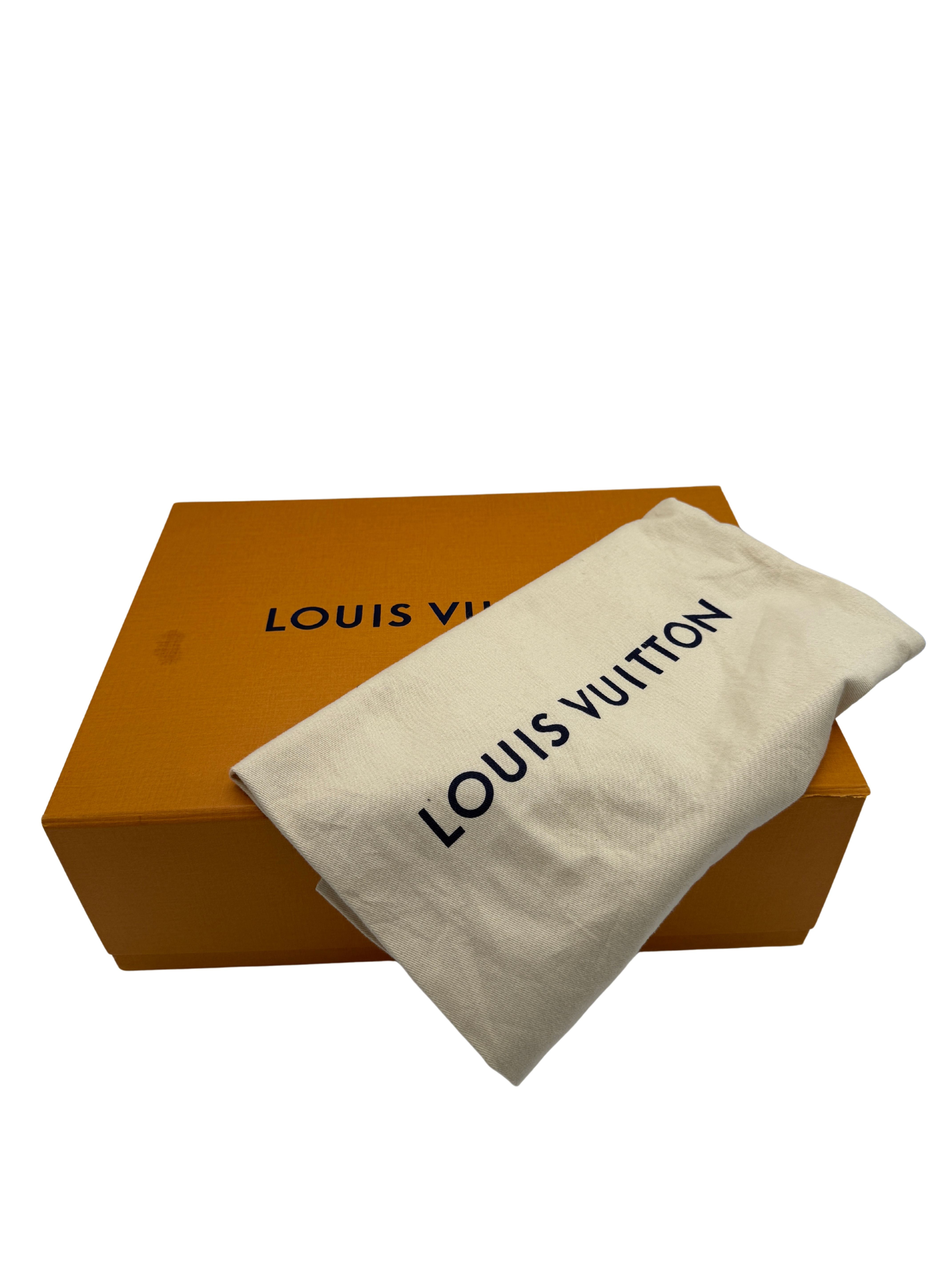 Louis Vuitton Damier Run Away Trainer - Black Louis Vuitton