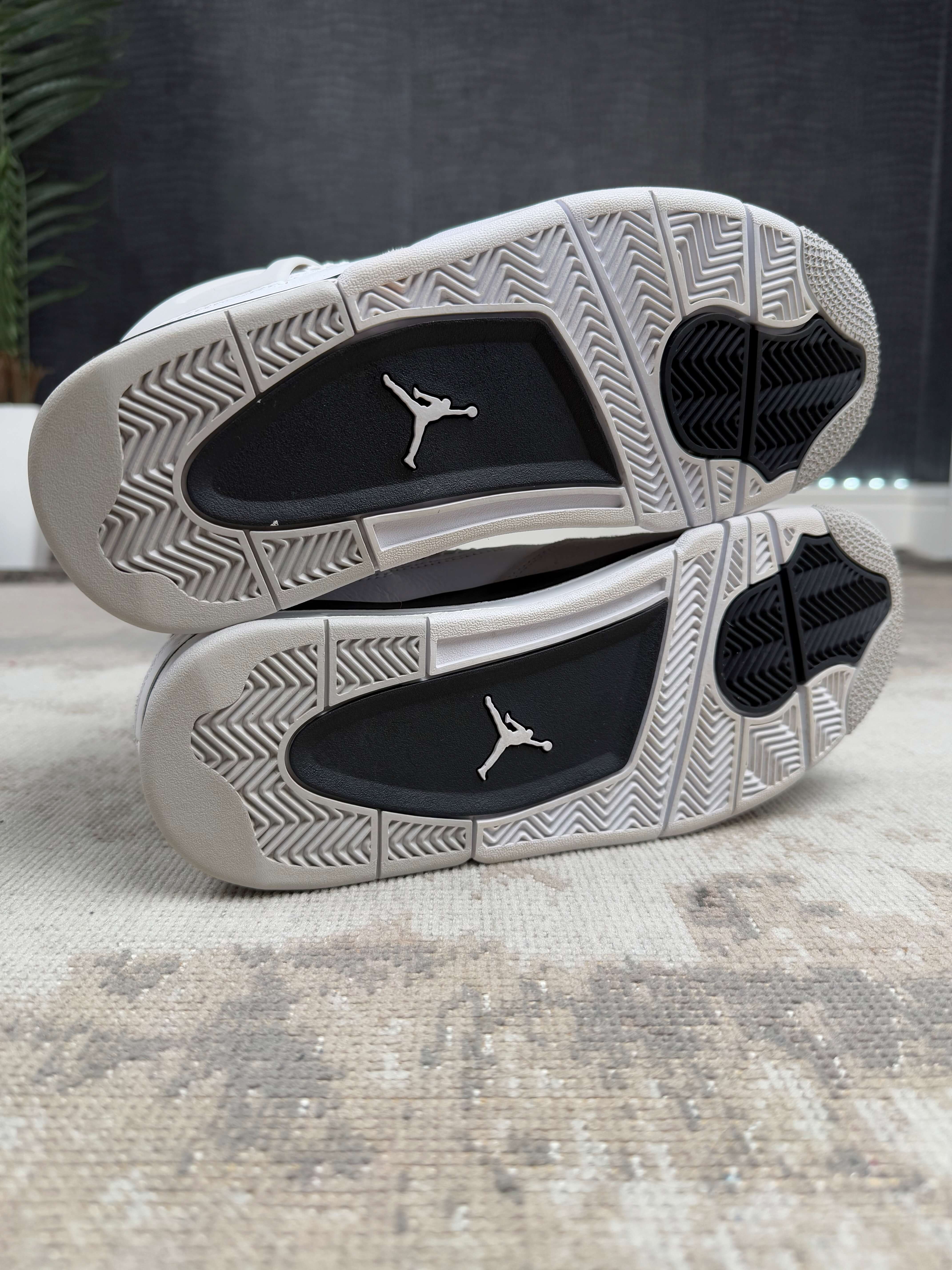 Nike Air Jordan 4 Retro 'Military Blacks' Nike