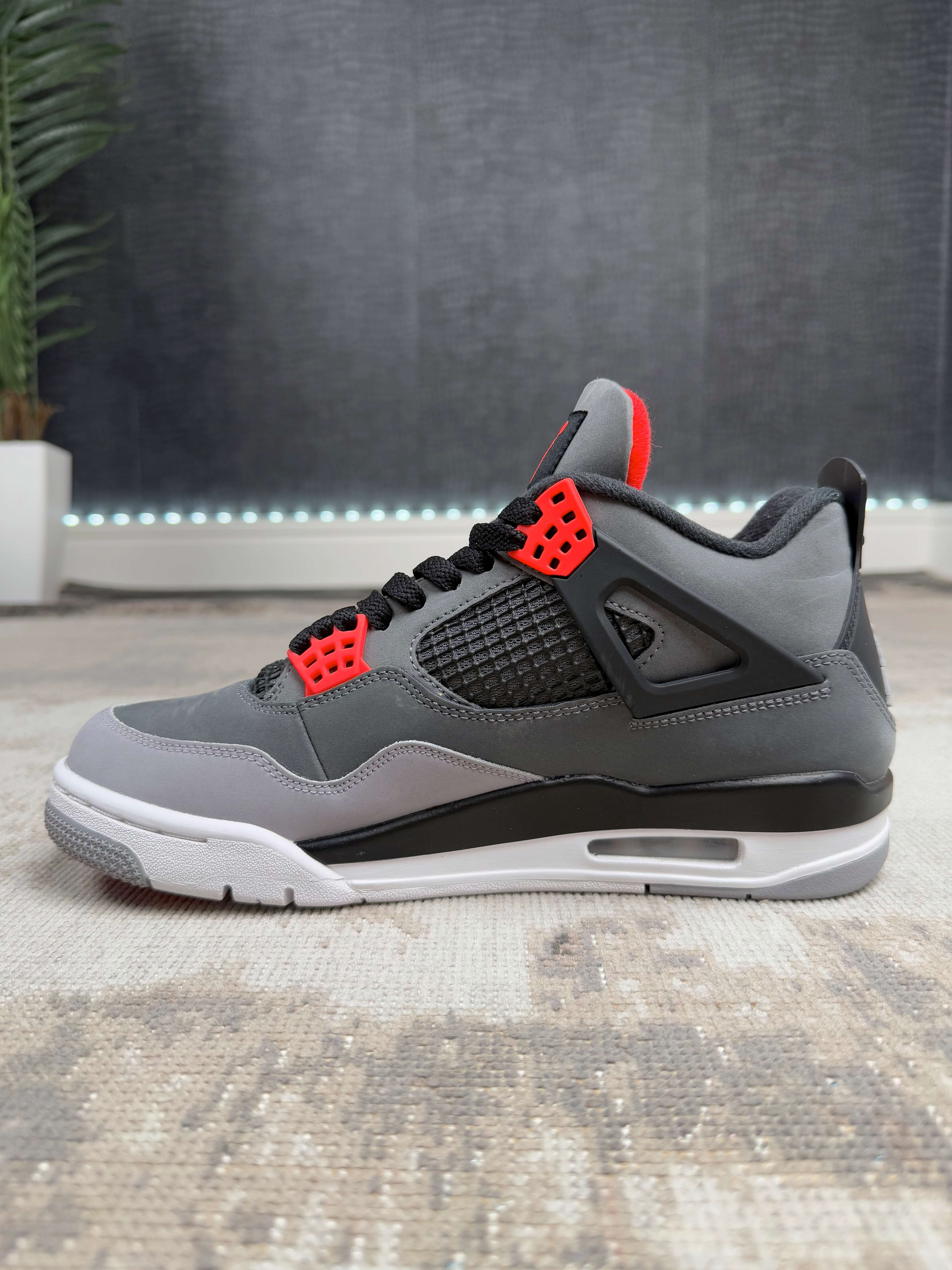 Nike Air Jordan 4 Retro Trainer - 'Infrared' Nike