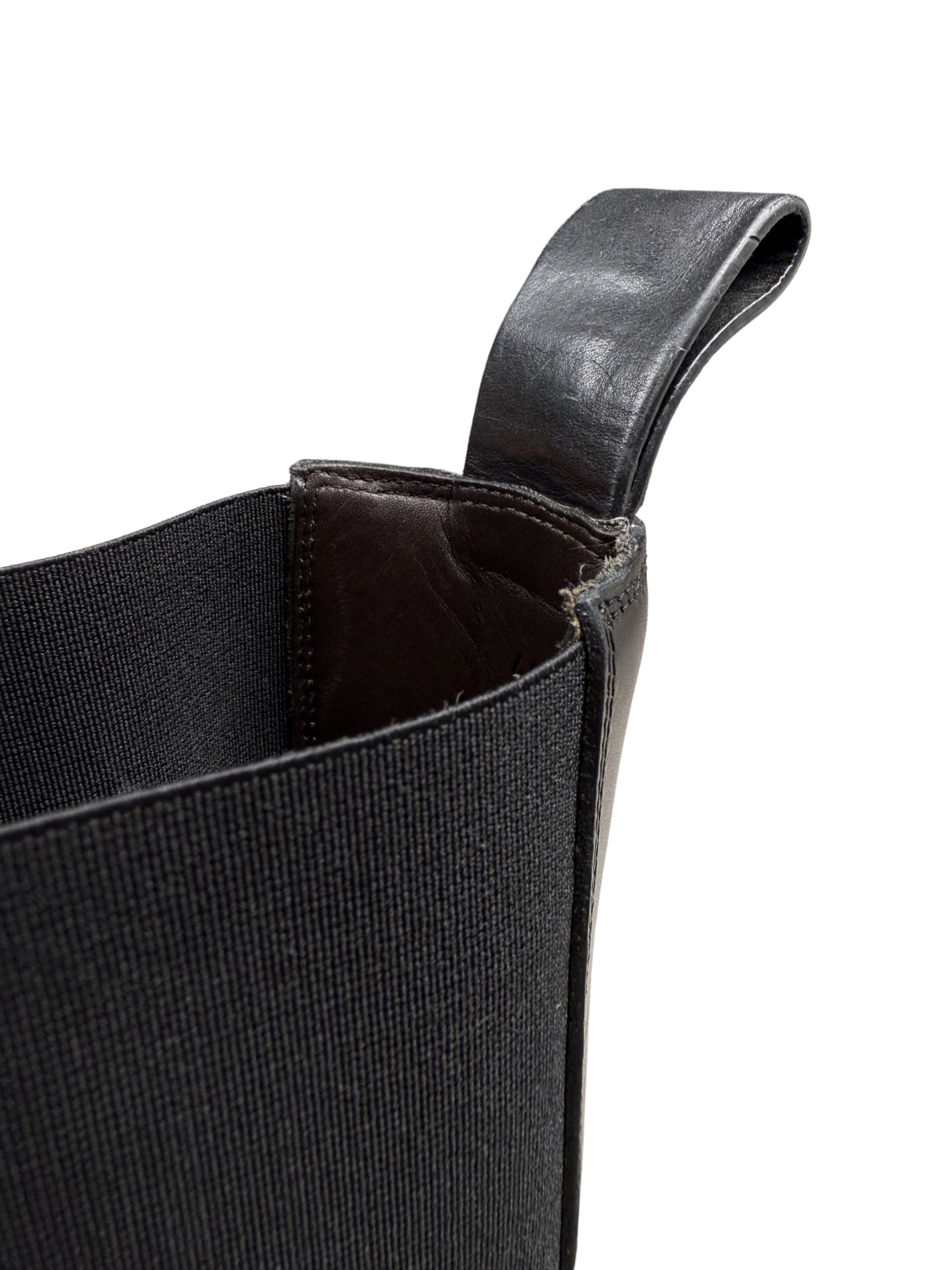 Bottega Veneta Tire Rubber Chelsea Boot - Black