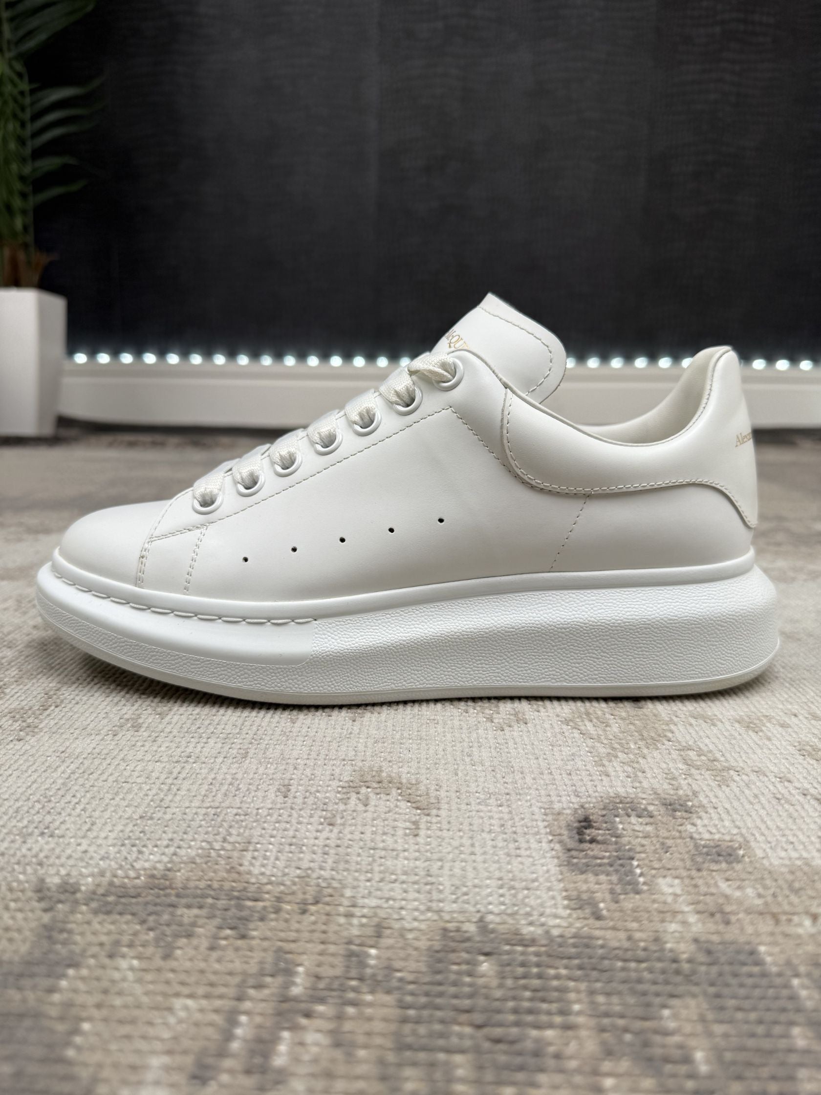 Alexander McQueen Oversized Trainer - White