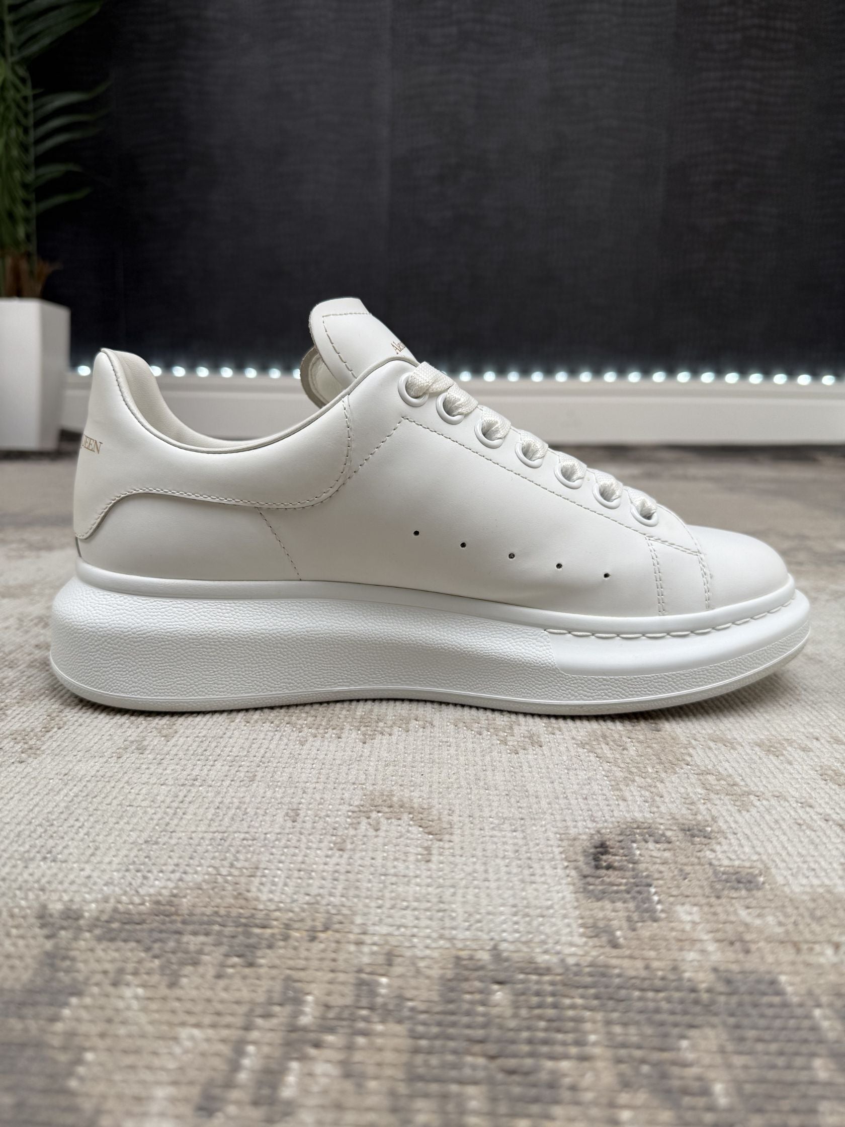 Alexander McQueen Oversized Trainer - White