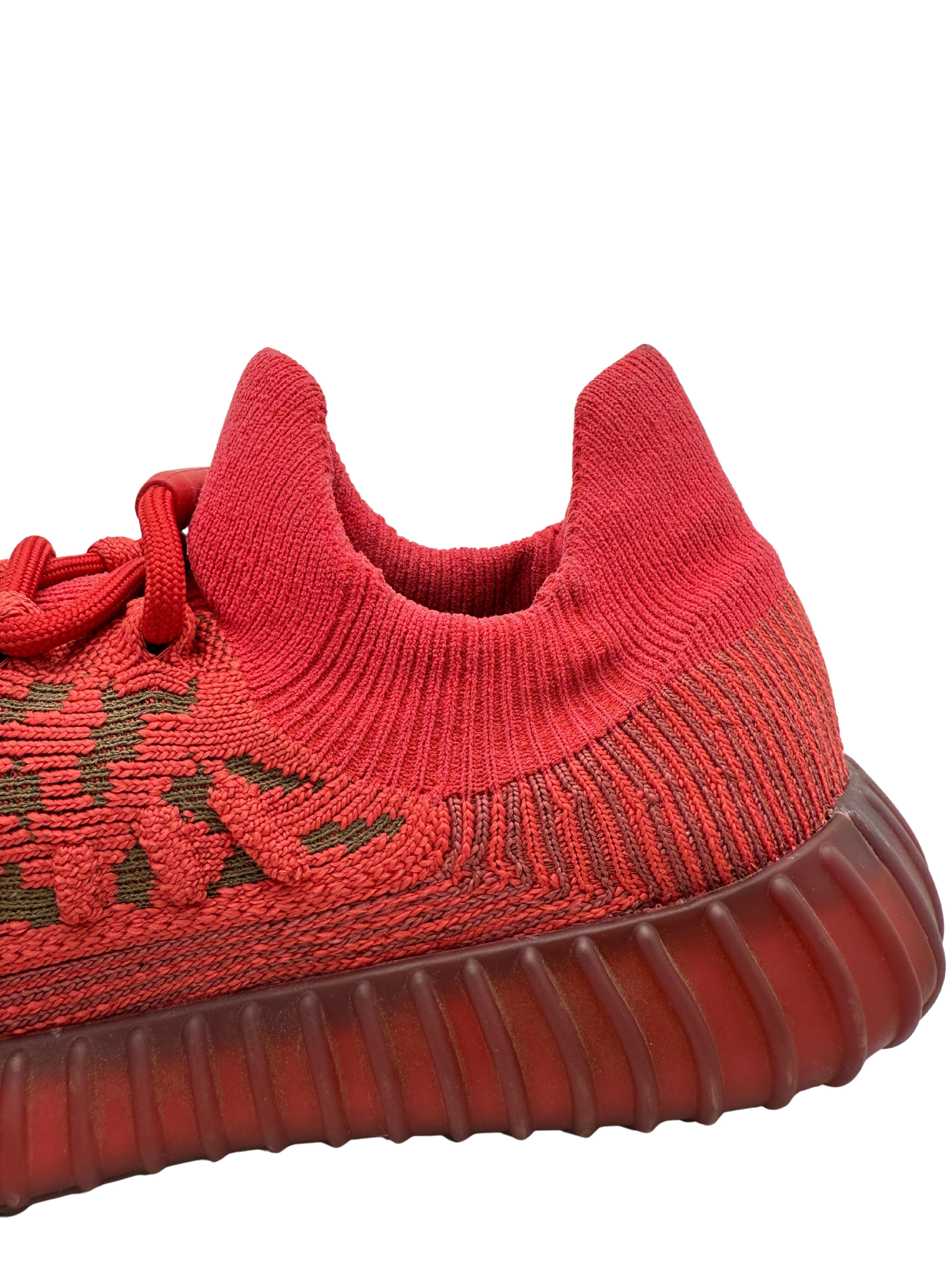 WOMEN'S Yeezy Boost 350 V2 CMPCT Trainers - Red