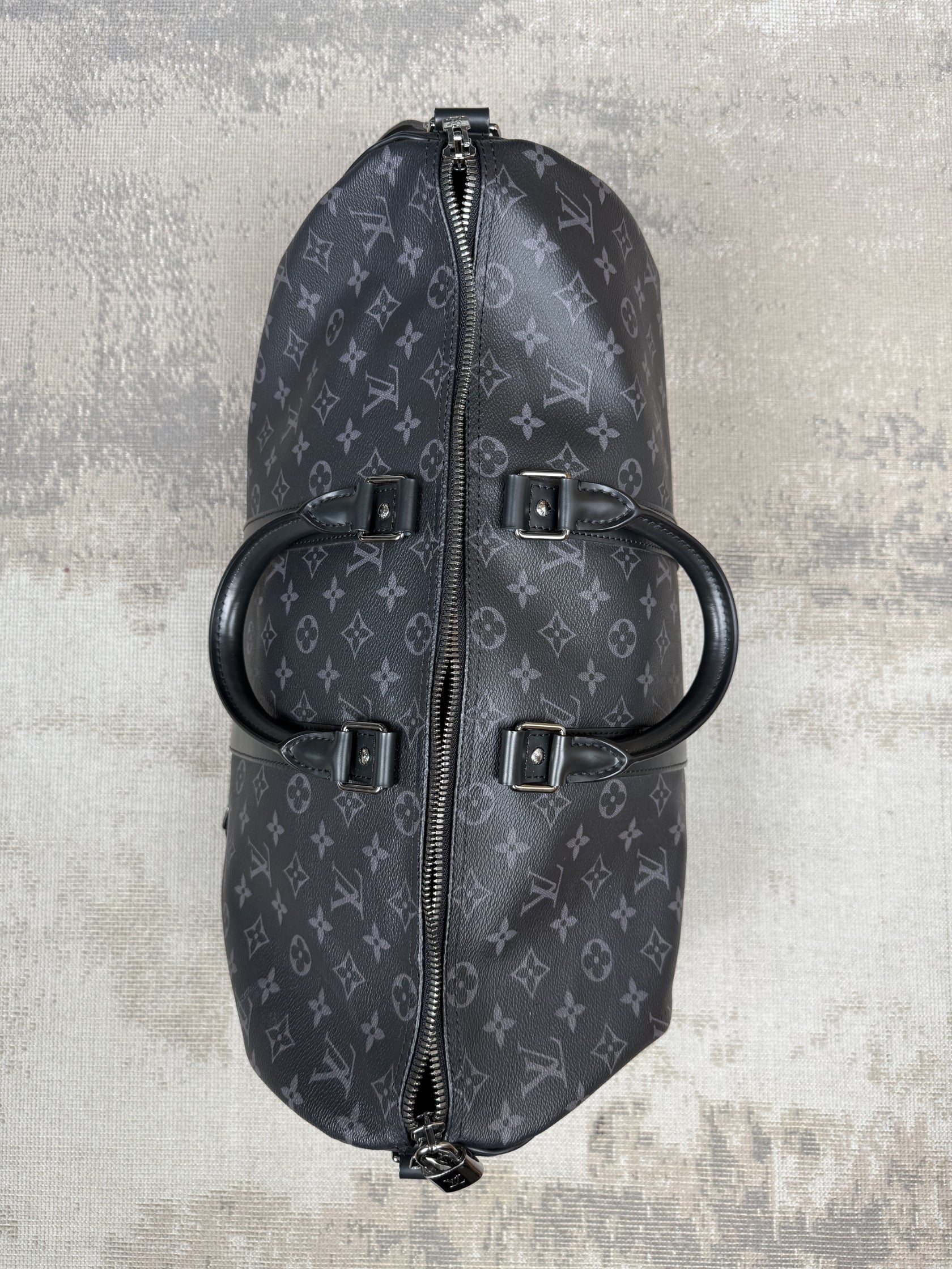 Louis Vuitton 45 Keepal Bag - Grey Louis Vuitton