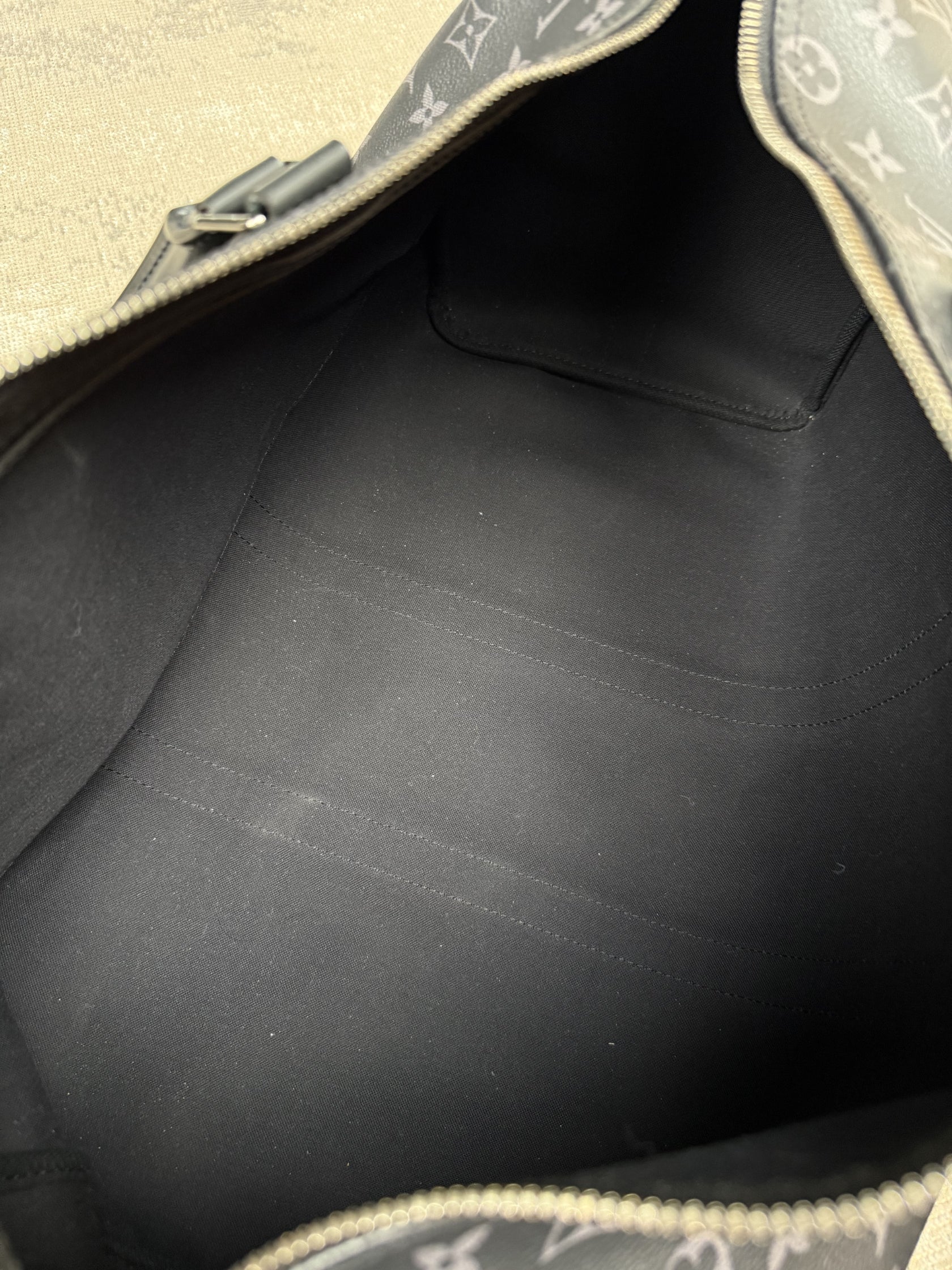 Louis Vuitton 45 Keepal Bag - Grey Louis Vuitton