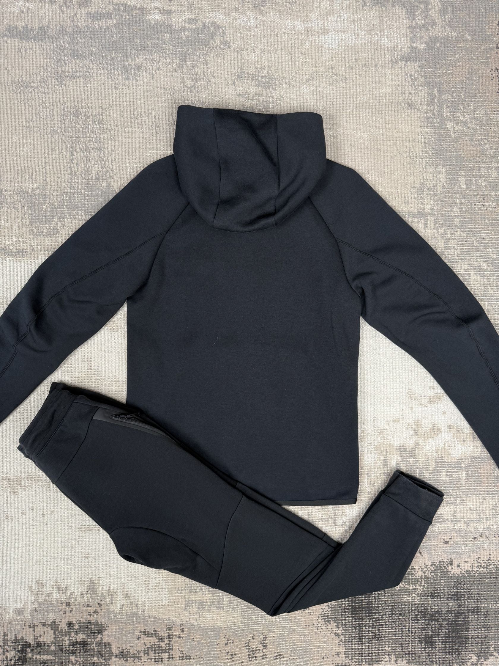 Nike Tech Tracksuit - Black Nike