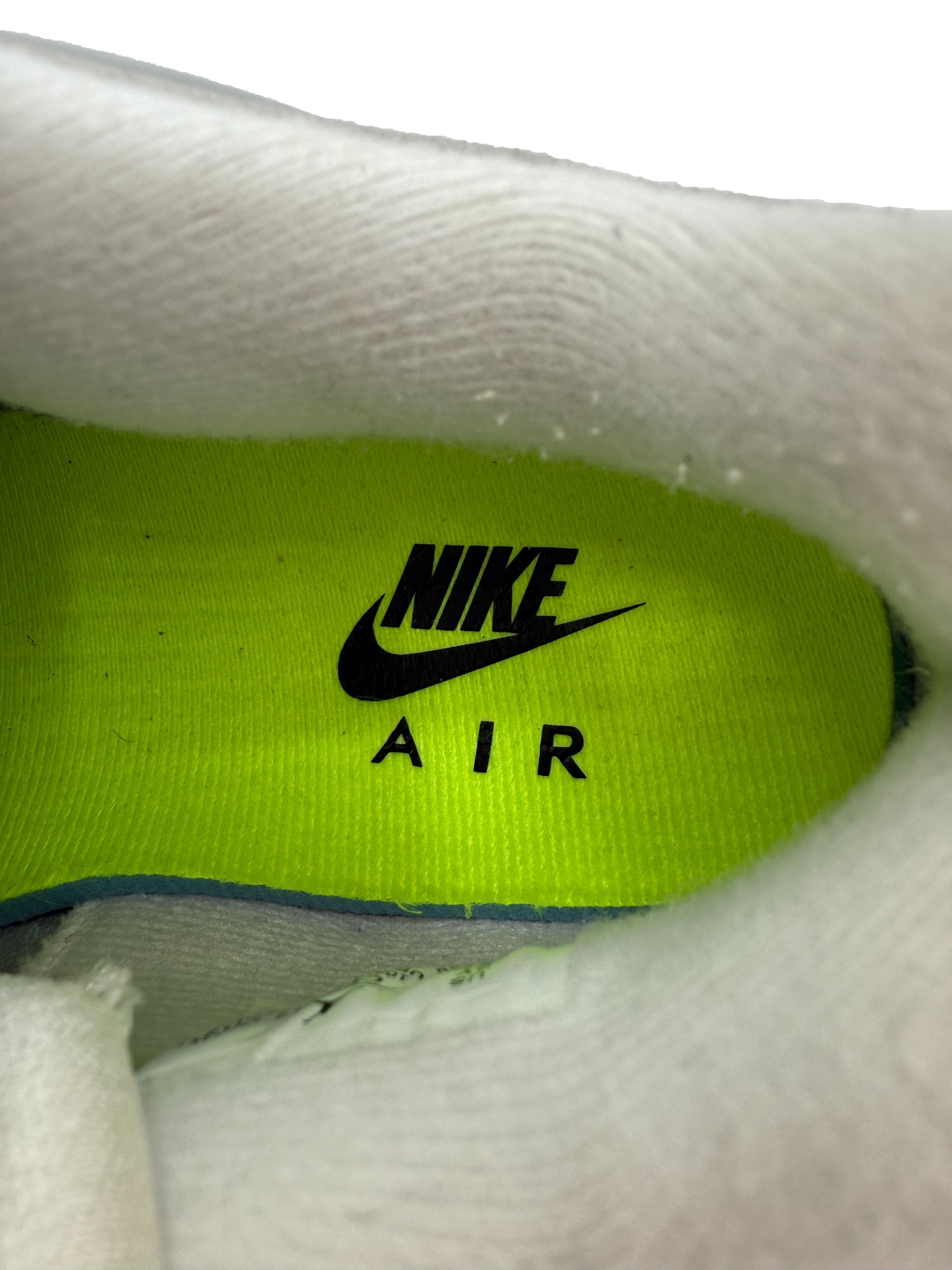 Nike Air Jordan 4 Neon Retro SE