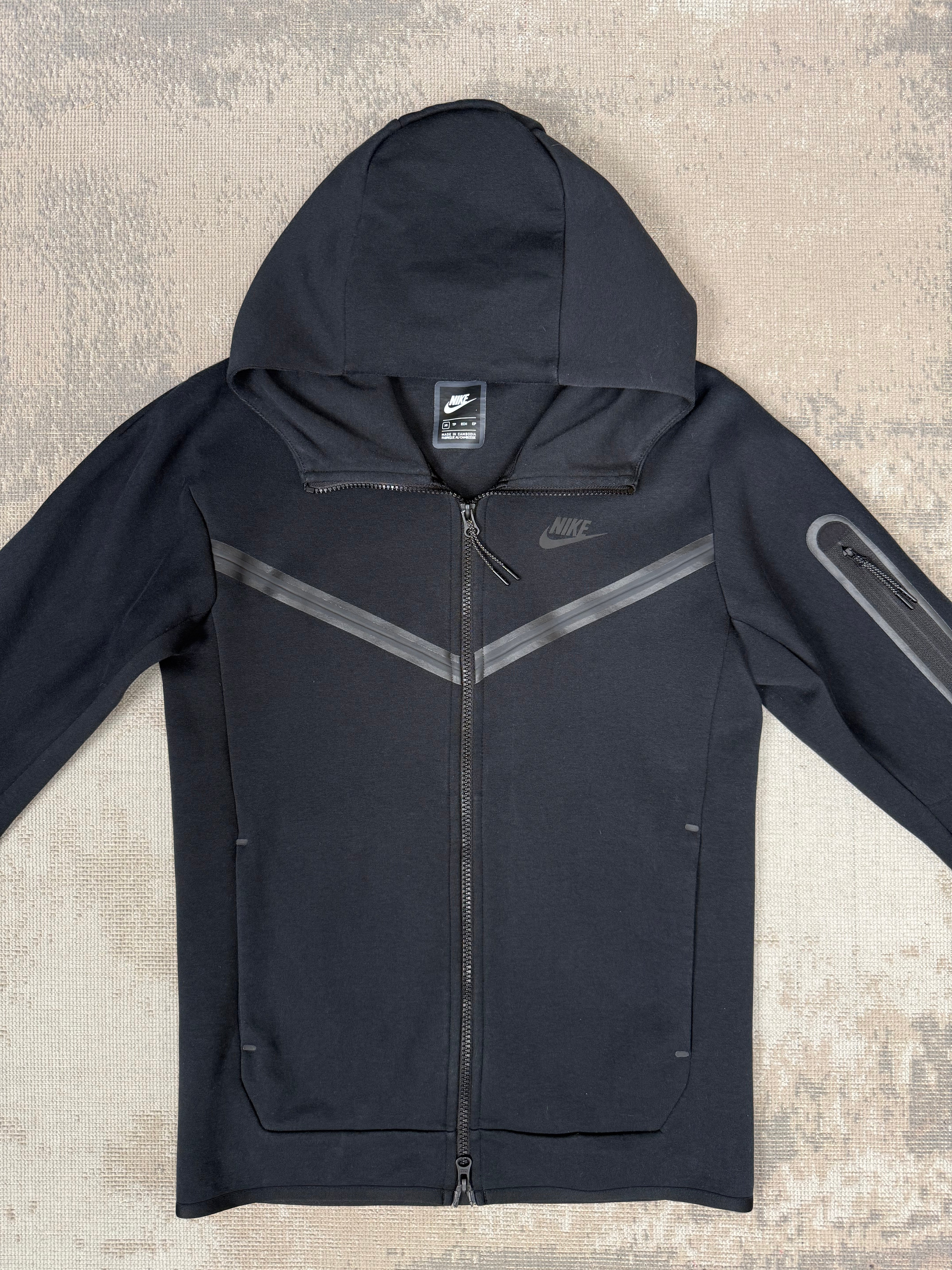 Nike Tech Tracksuit - Black Nike
