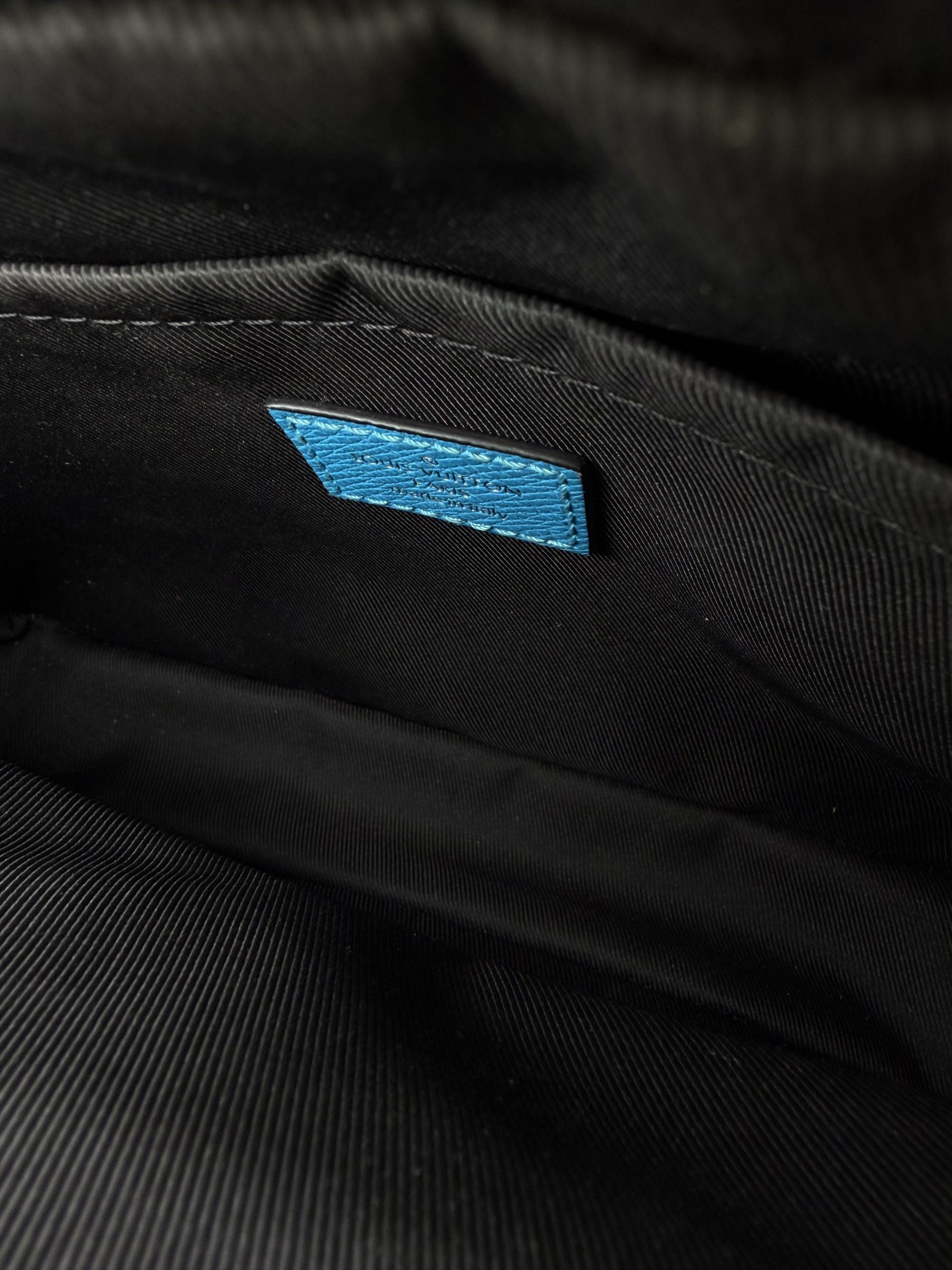 Louis Vuitton Outdoor Messenger Bag - Blue Louis Vuitton