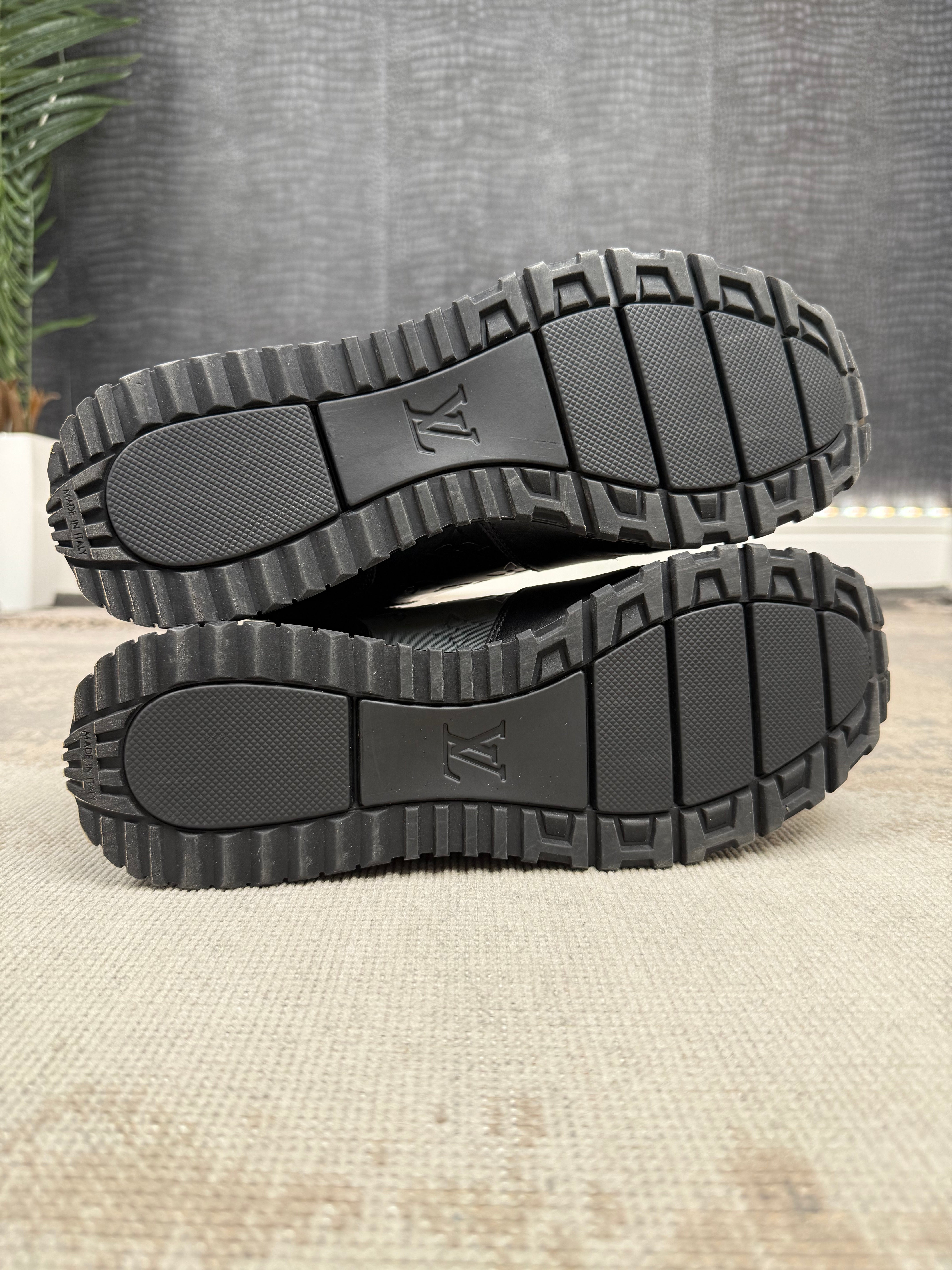 Louis Vuitton Run Away Iridescent Trainers - Black Louis Vuitton