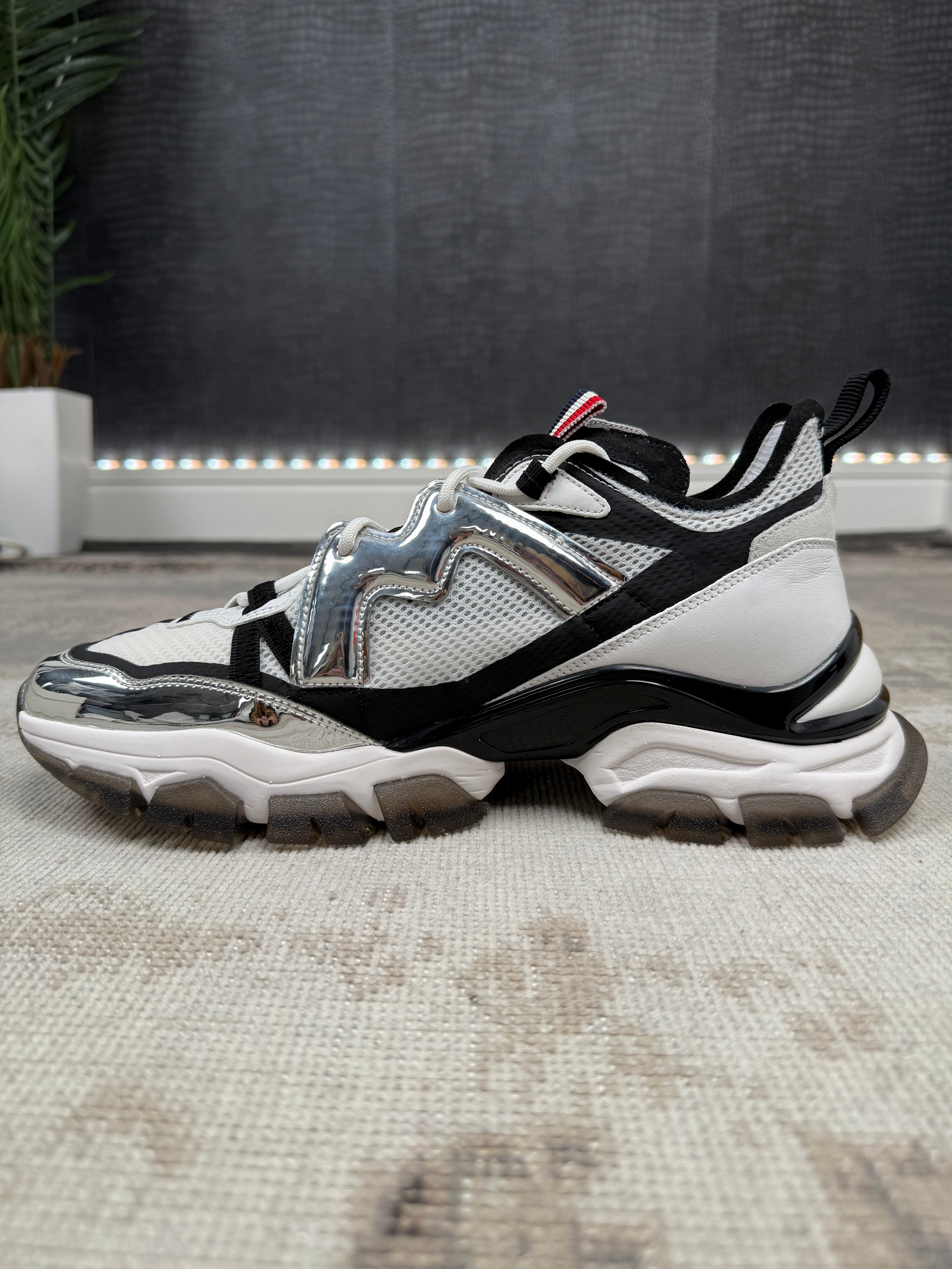 Moncler Leave No Trace Trainer - White / Black (Unused) Moncler