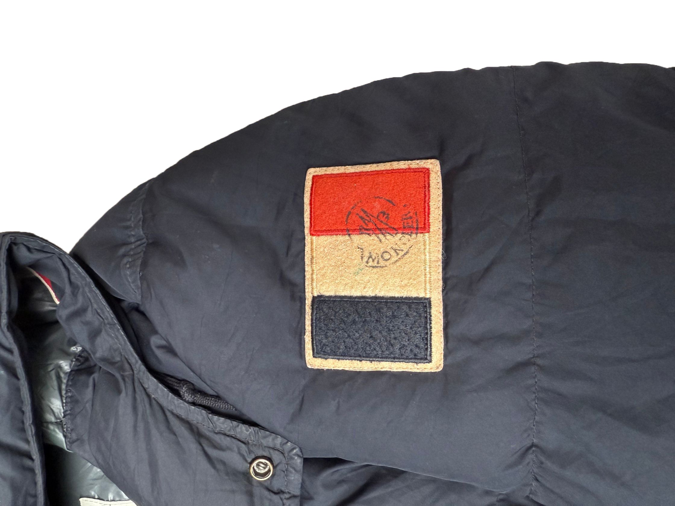 Moncler Alberic Down Jacket - Navy