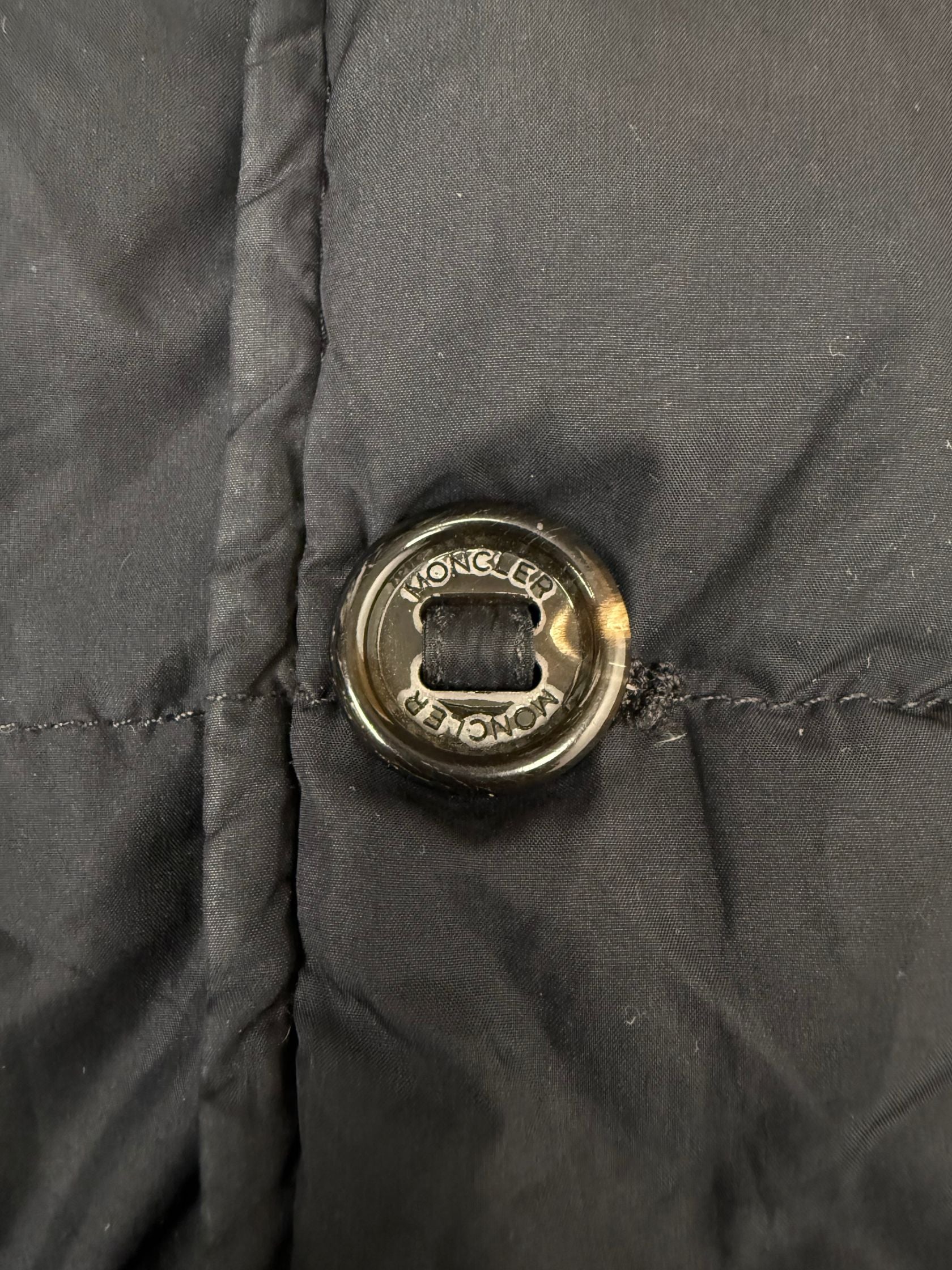 Moncler Alberic Down Jacket - Navy