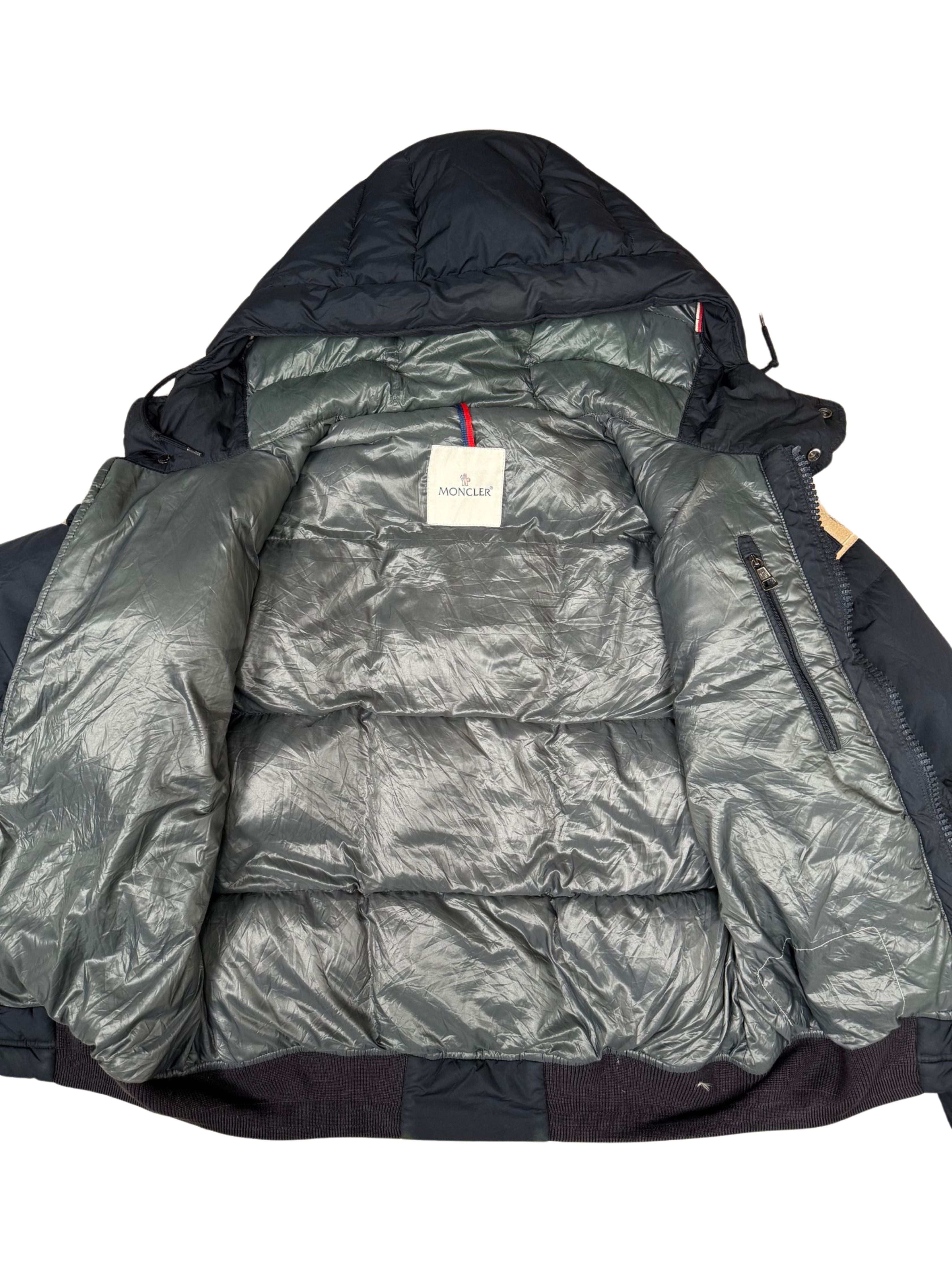 Moncler Alberic Down Jacket - Navy