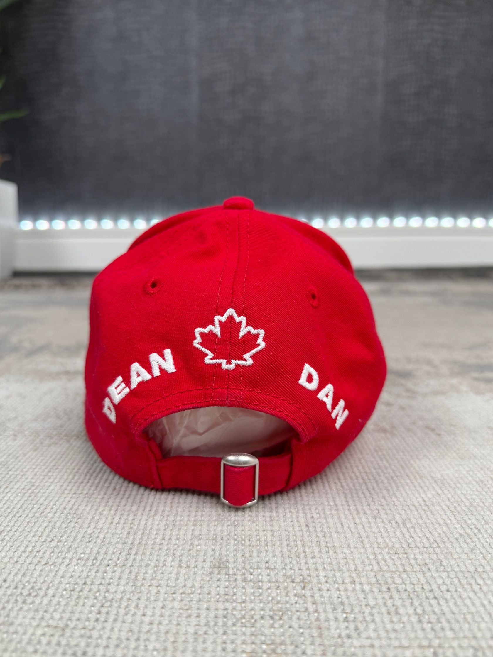 Dsquared2 Logo Cap - Red Dsquared2