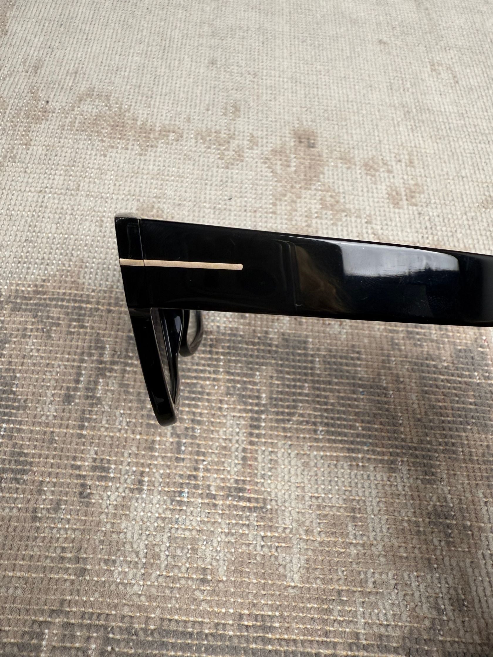 Tom Ford Renee (TF847) Sunglasses - Black Tom Ford