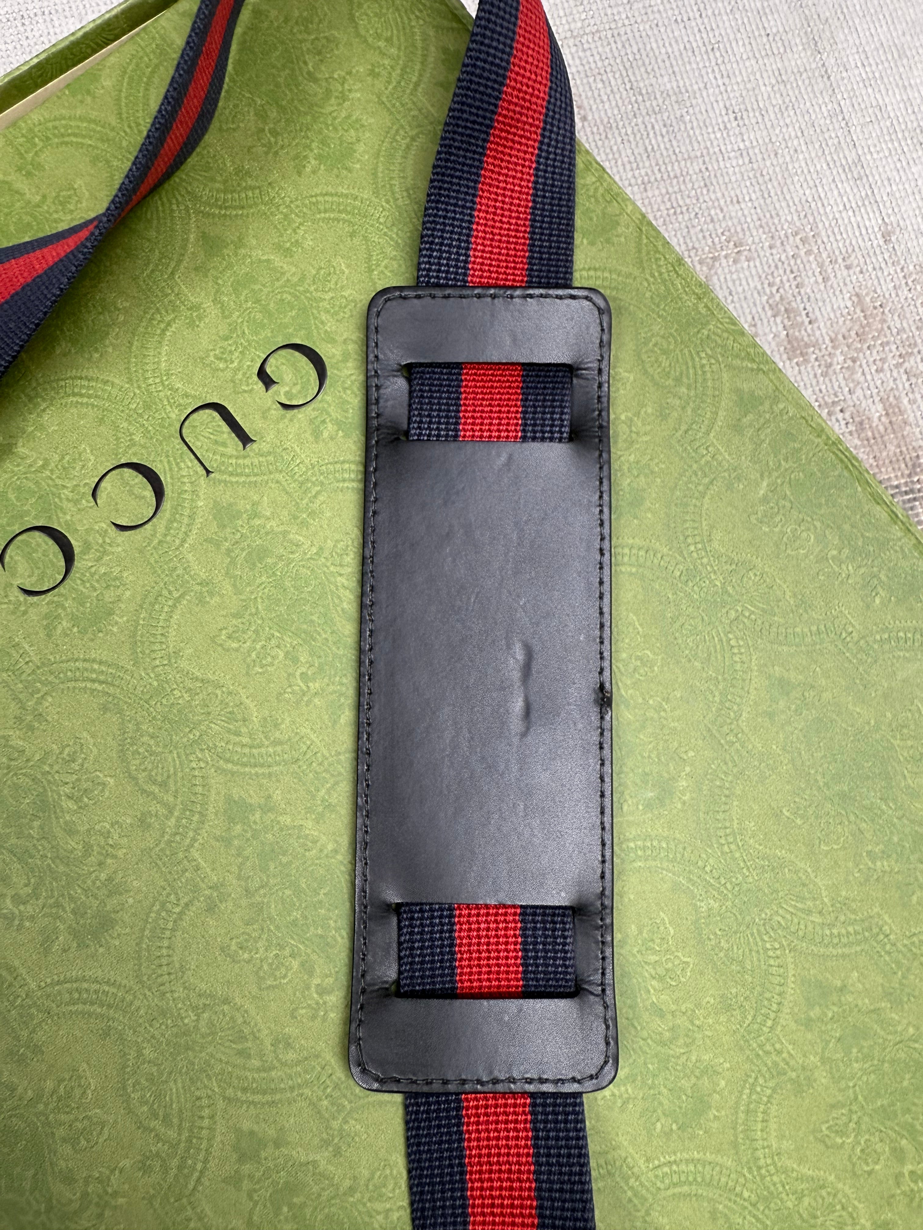 Gucci GG Supreme Messenger Bag (Small) - Black