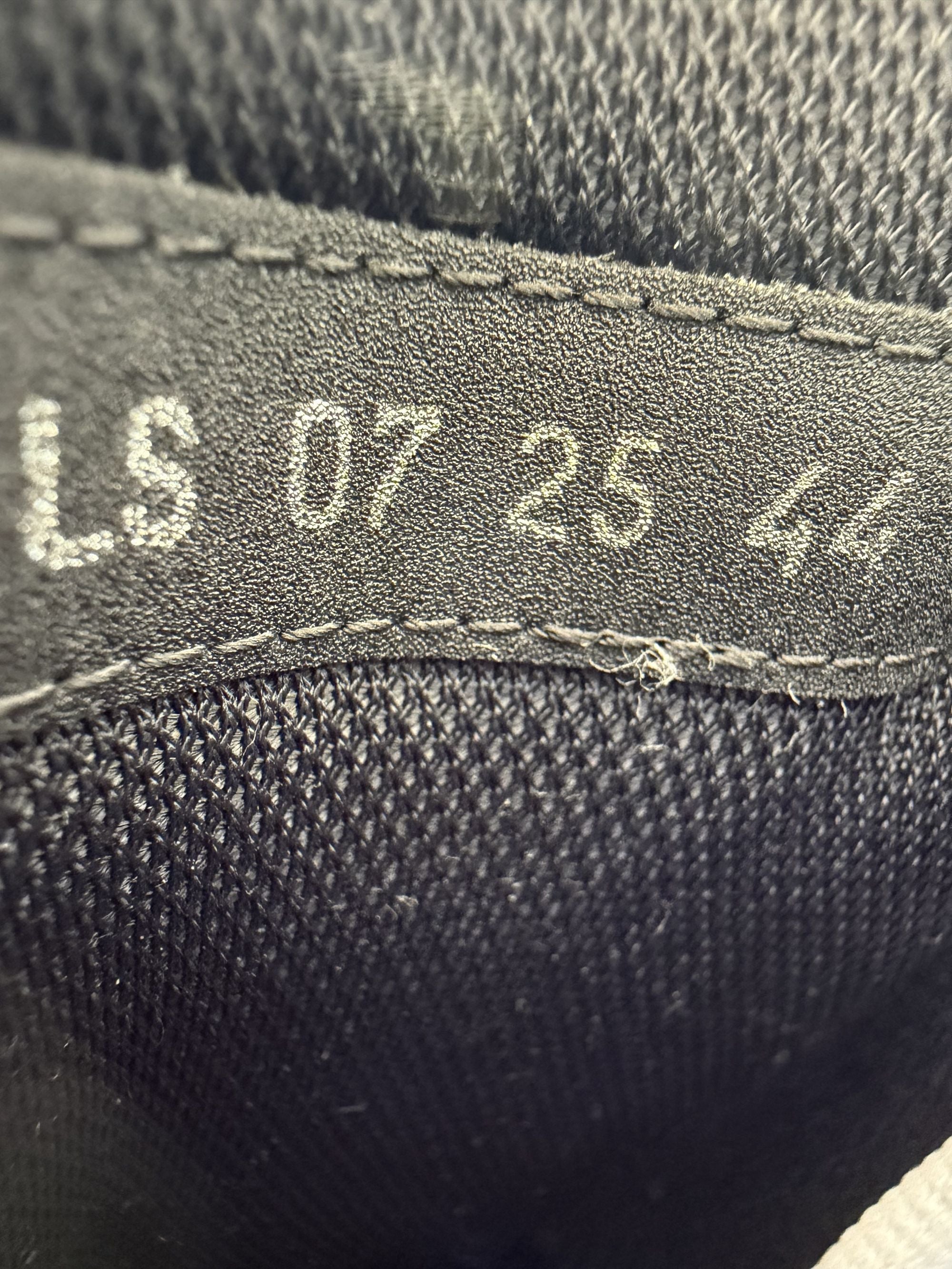 Dior B30 Trainers - Navy Dior