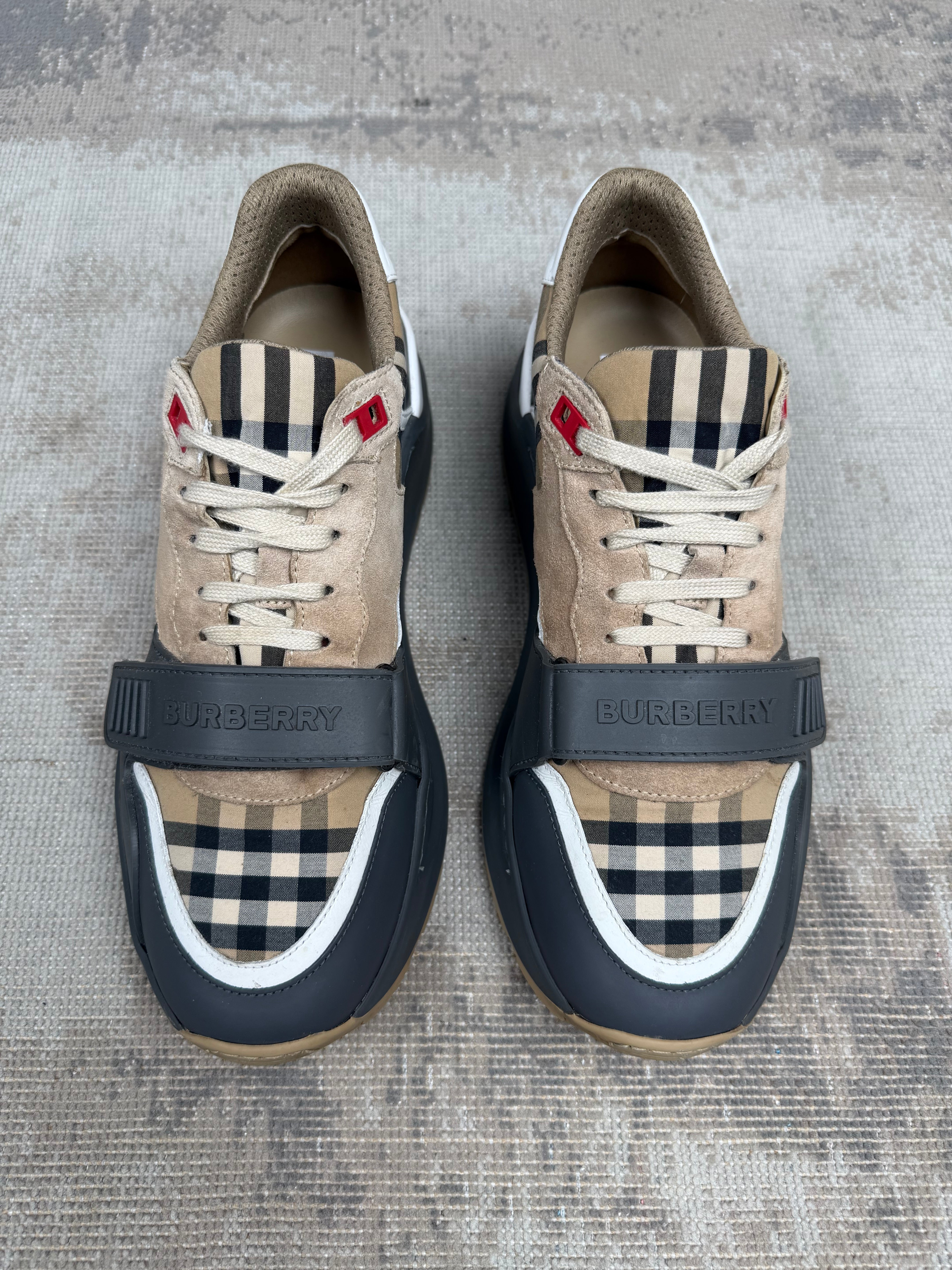Burberry Ramsey Trainer - Grey / Beige Burberry