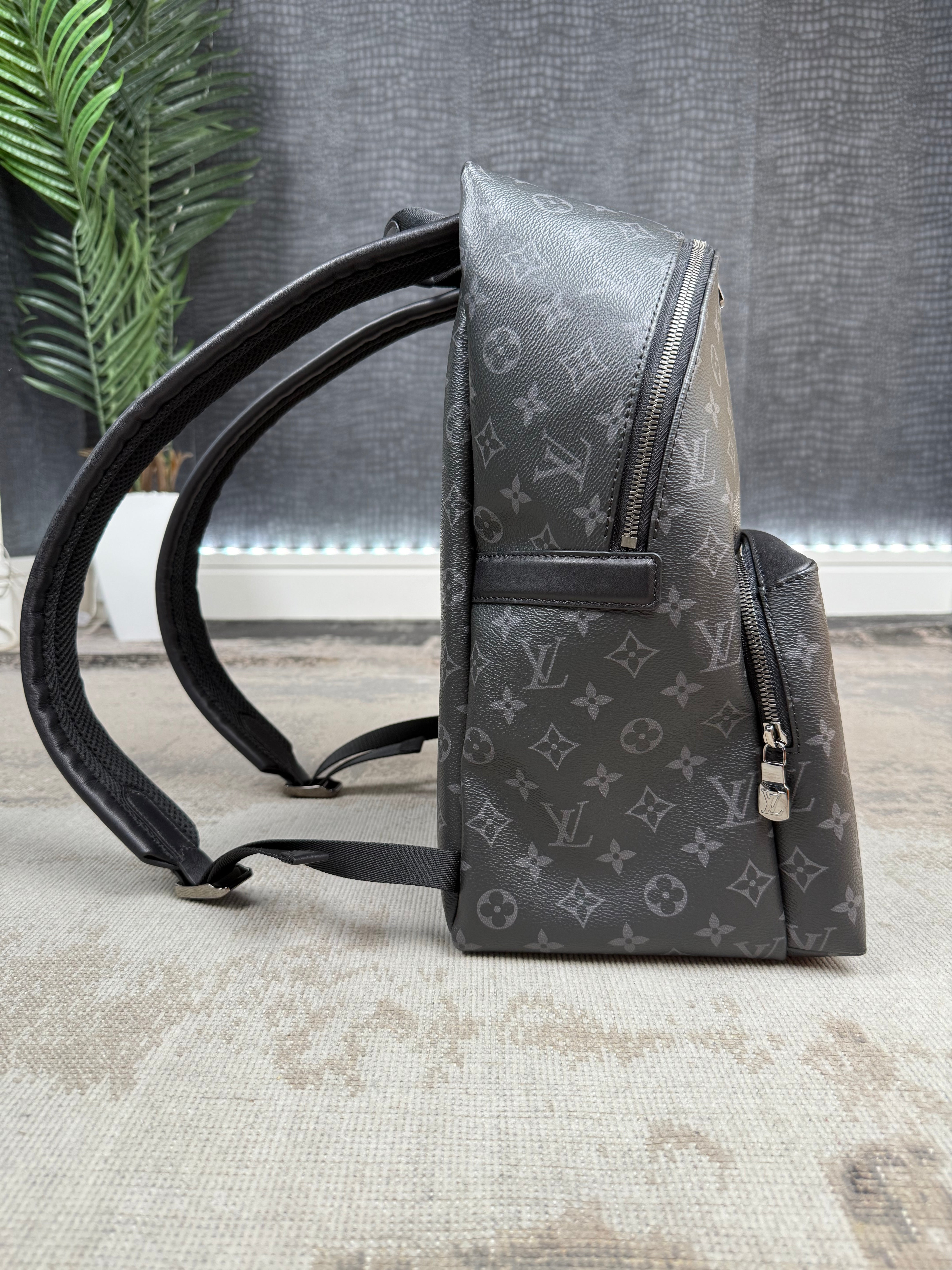 Louis Vuitton Discovery MM Backpack (Unused) Louis Vuitton