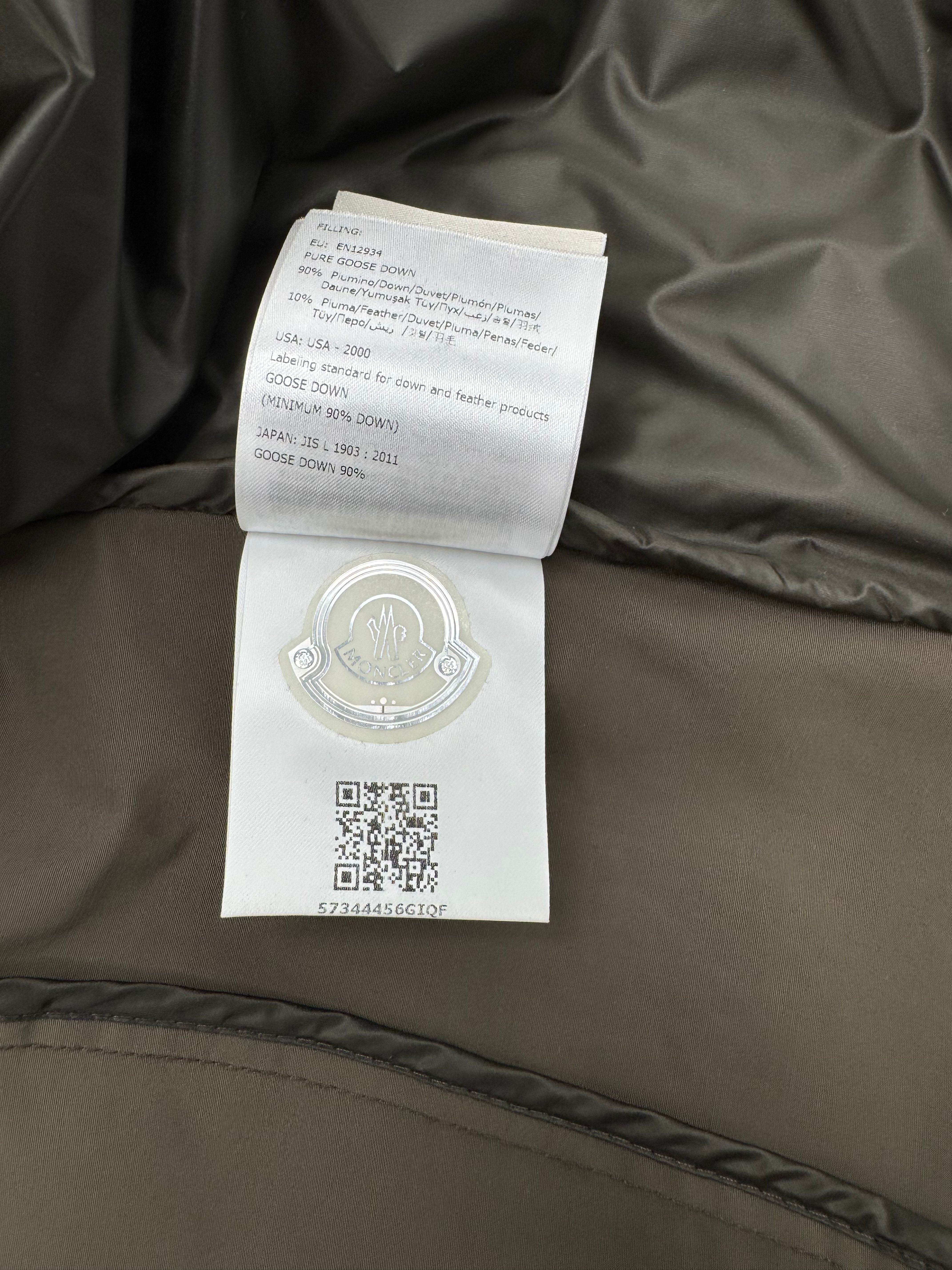 Moncler Ariege Padded Down Jacket - Khaki
