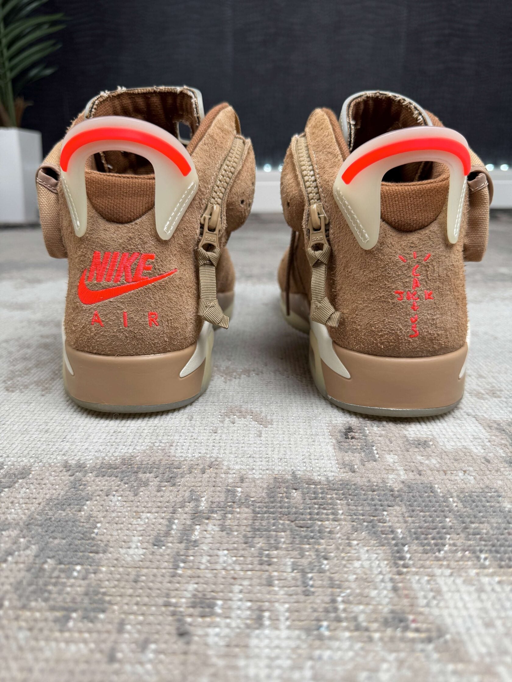 Jordan x Travis Scotts 6 Retro - British Khaki (Unused)