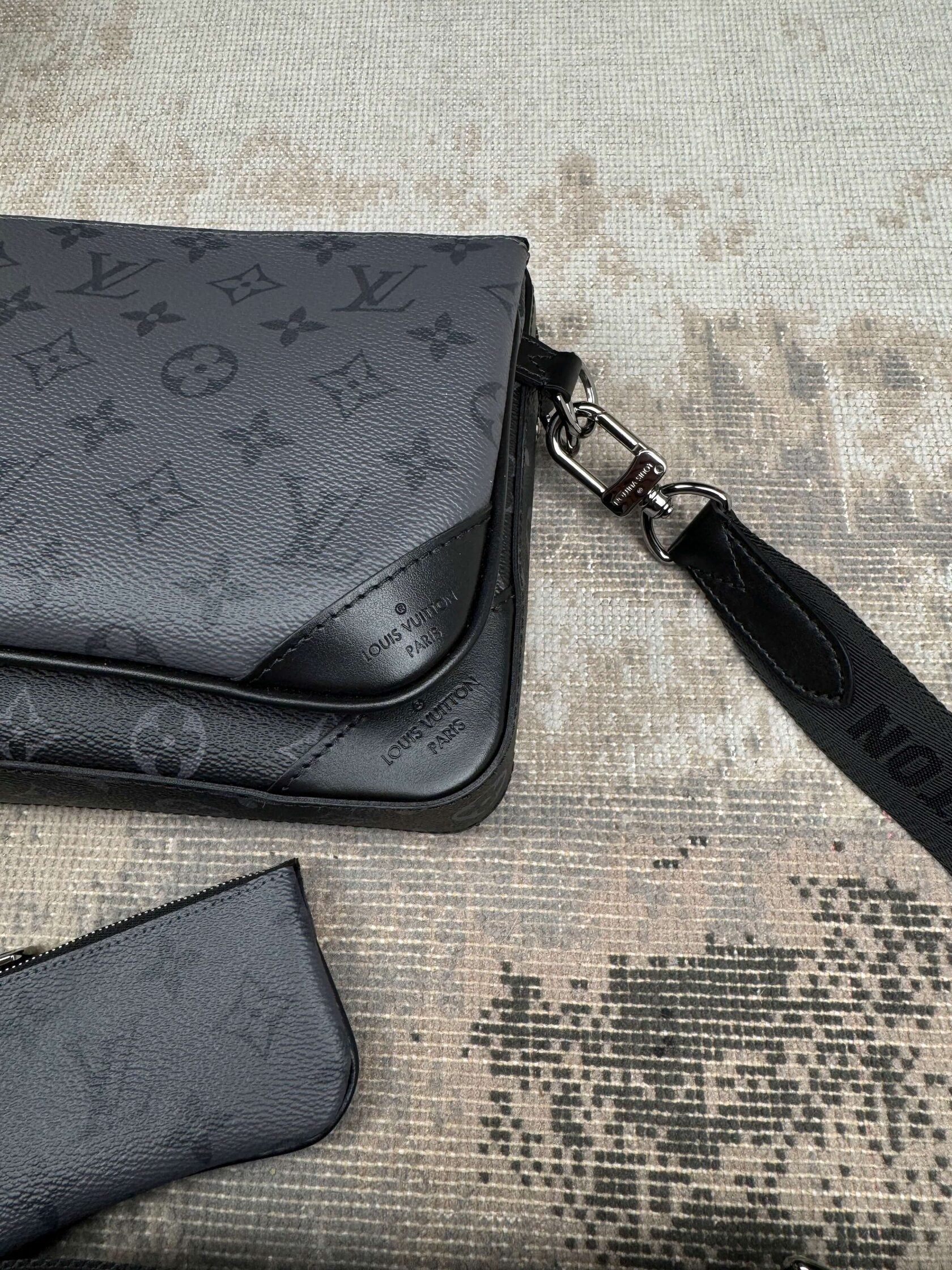 Louis Vuitton Trio Messenger Bag (Unused)