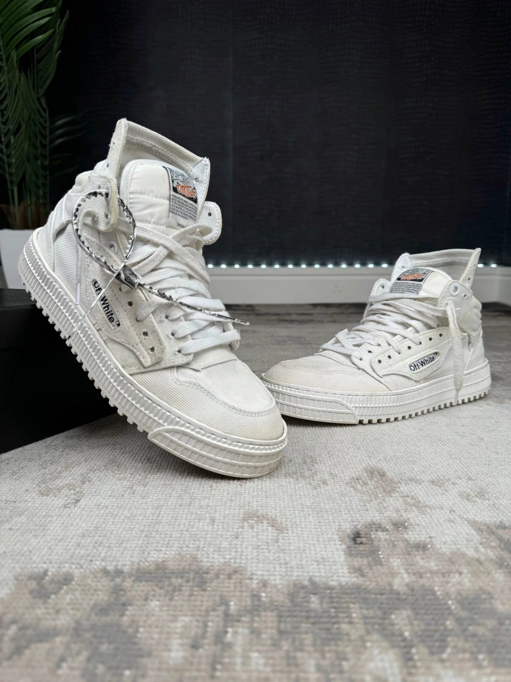 Off-White Off-Court Trainers - White