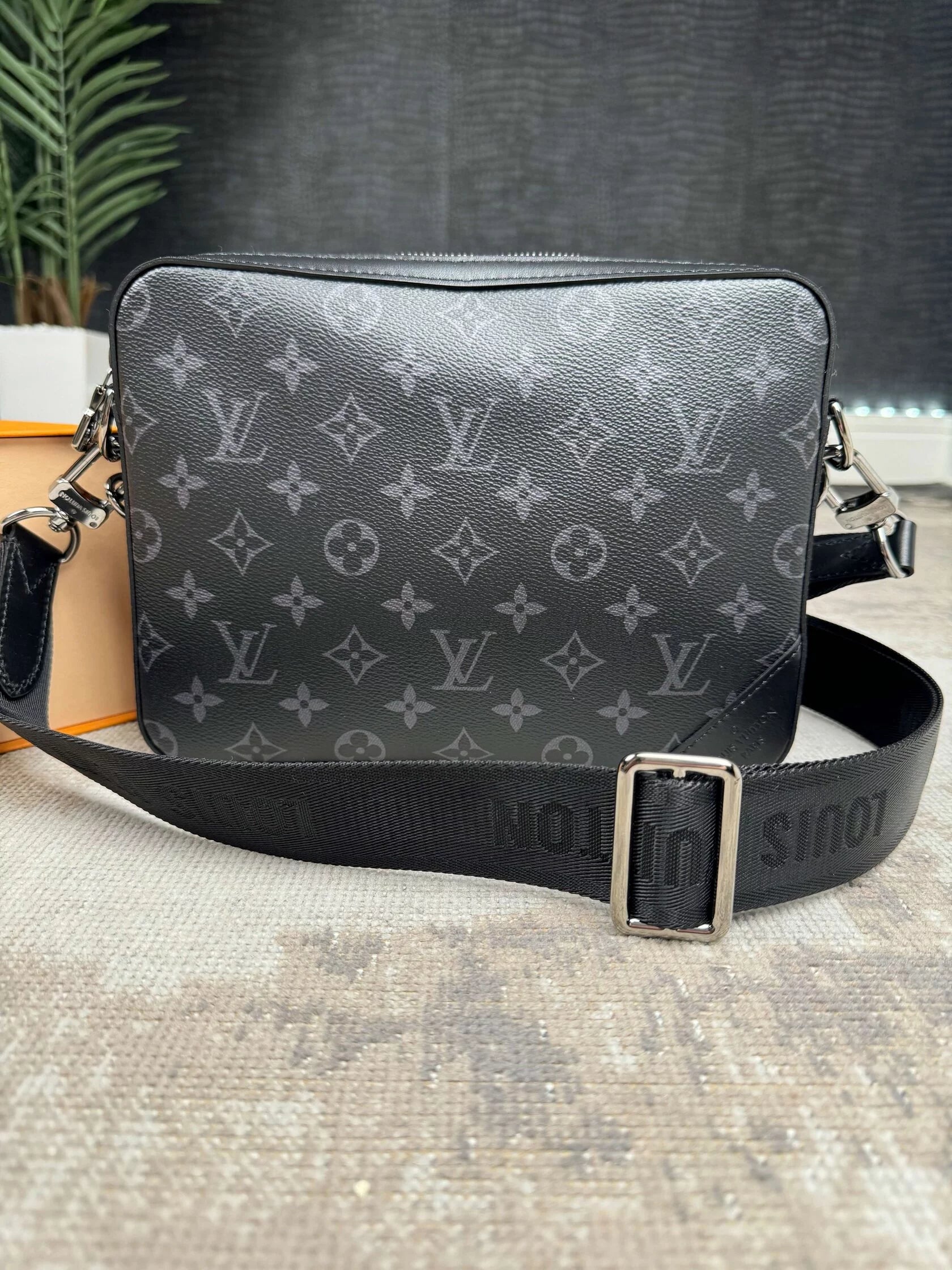 Louis Vuitton Trio Messenger Bag (Unused)