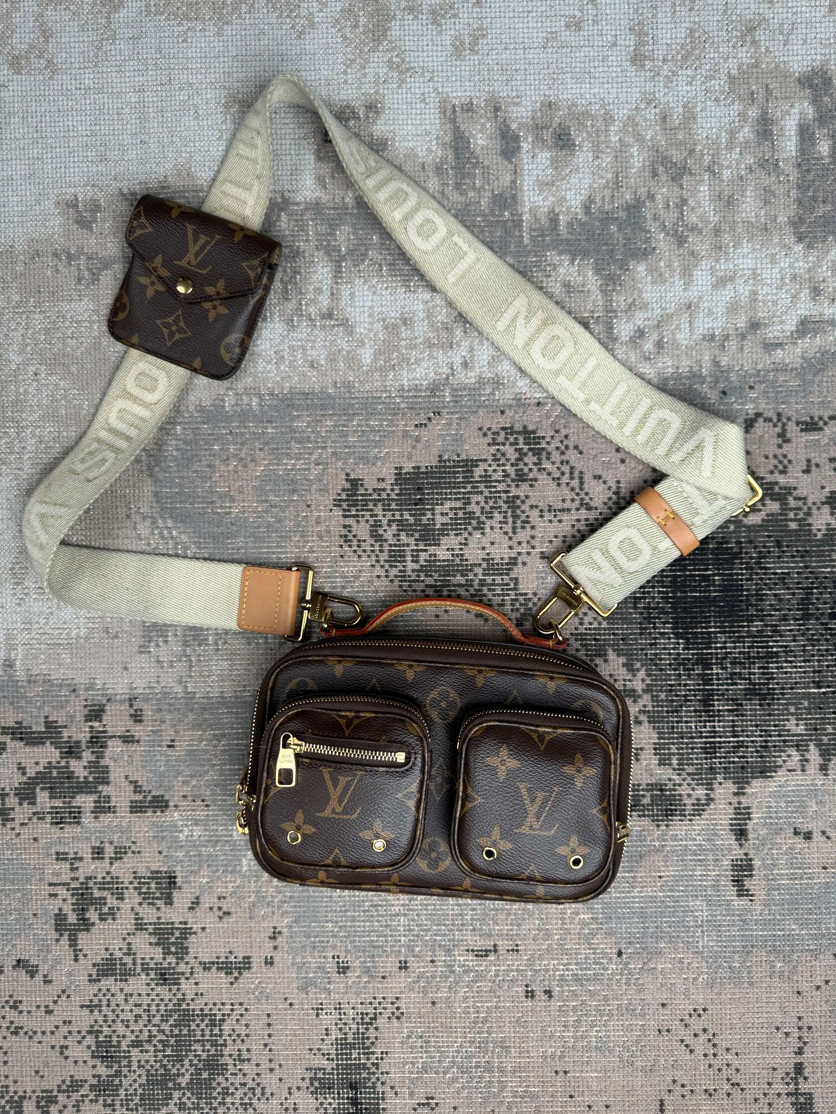 WOMENS - Louis Vuitton Utility Crossbody Bag