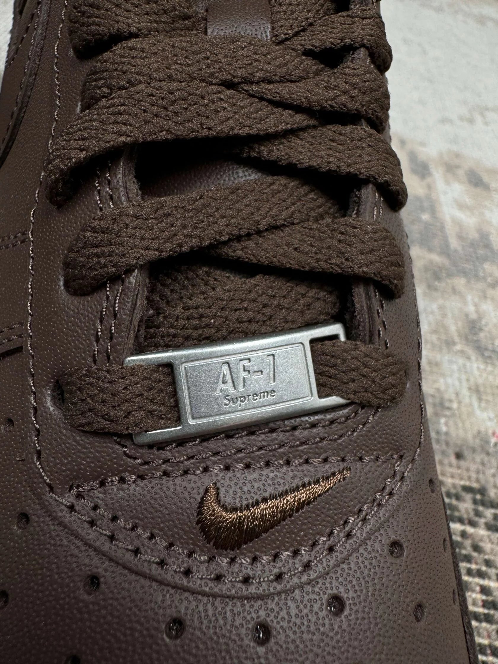 Nike Supreme x Air Force 1 Low 'Box Logo' - Brown (Unused)