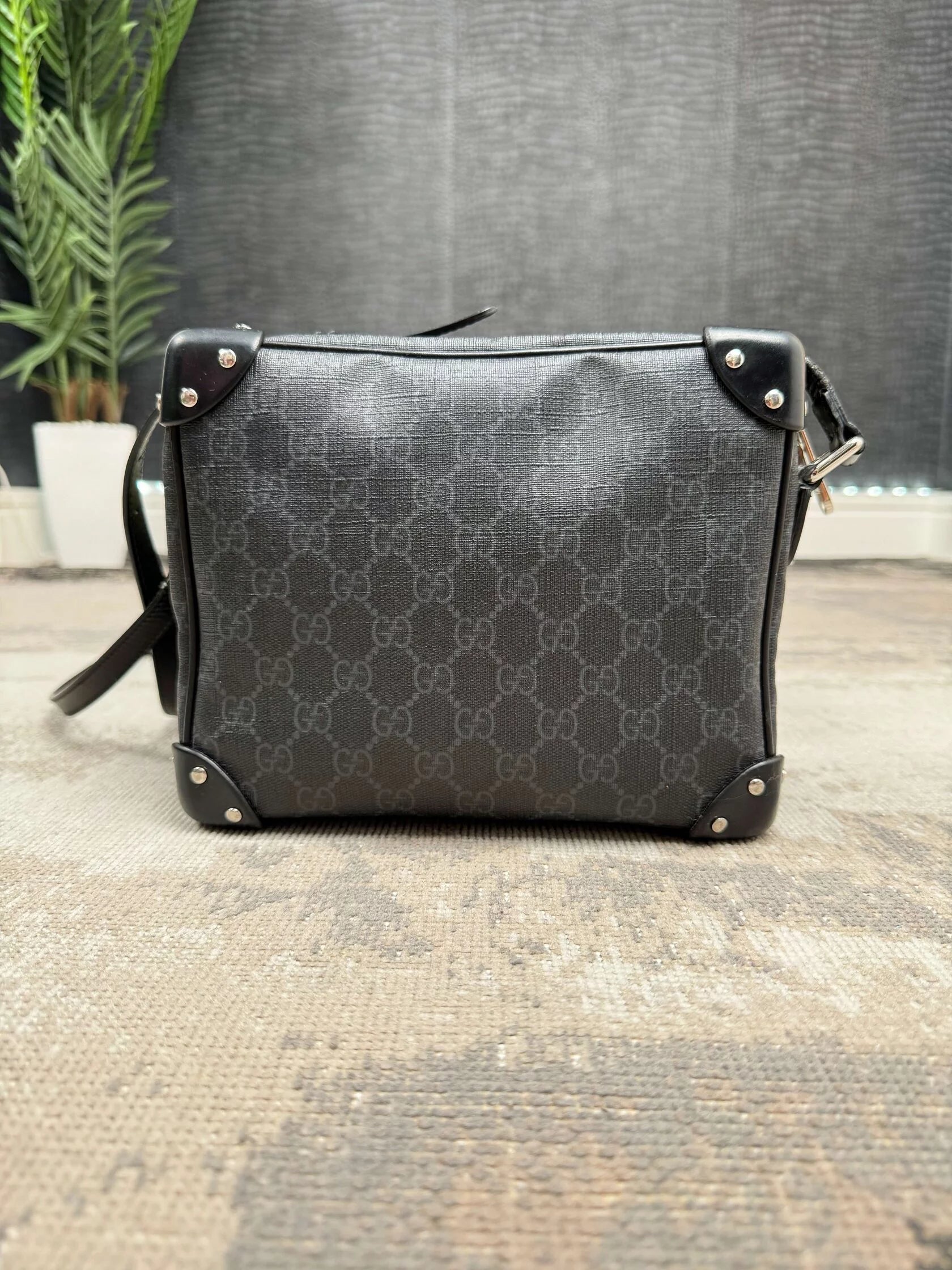 Gucci GG Supreme Soft Trunk Bag - Black