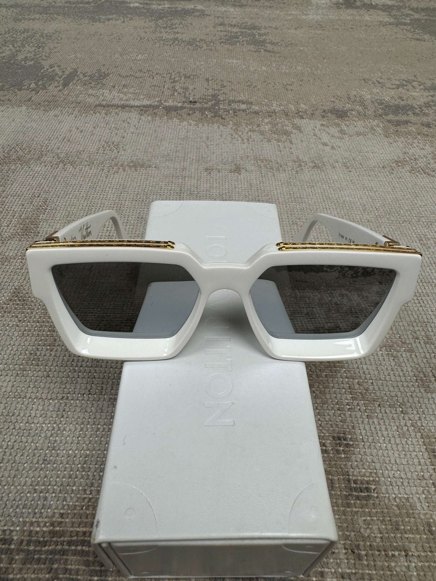 Louis Vuitton 1.1 Millionaires Sunglasses - White (Unused)