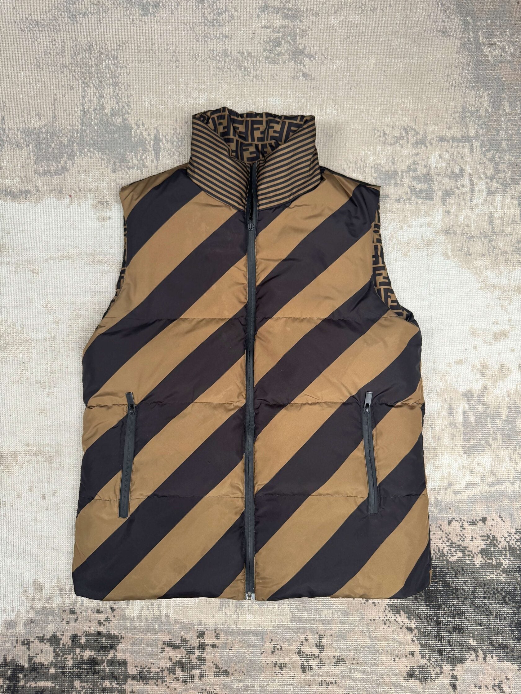 Fendi FF Reversible Gilet - Brown