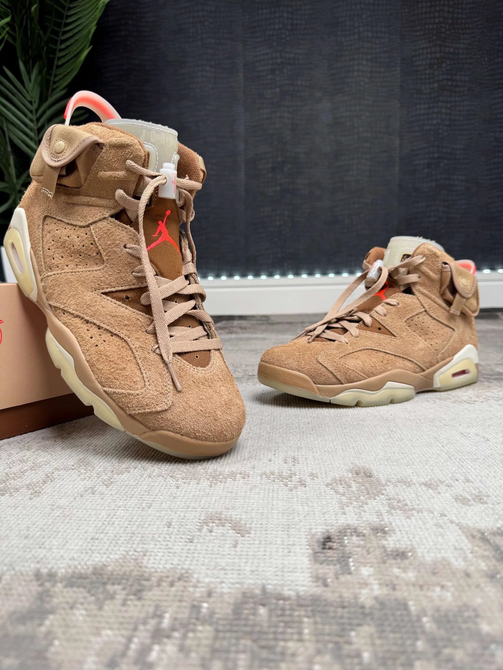 Jordan x Travis Scotts 6 Retro - British Khaki (Unused)