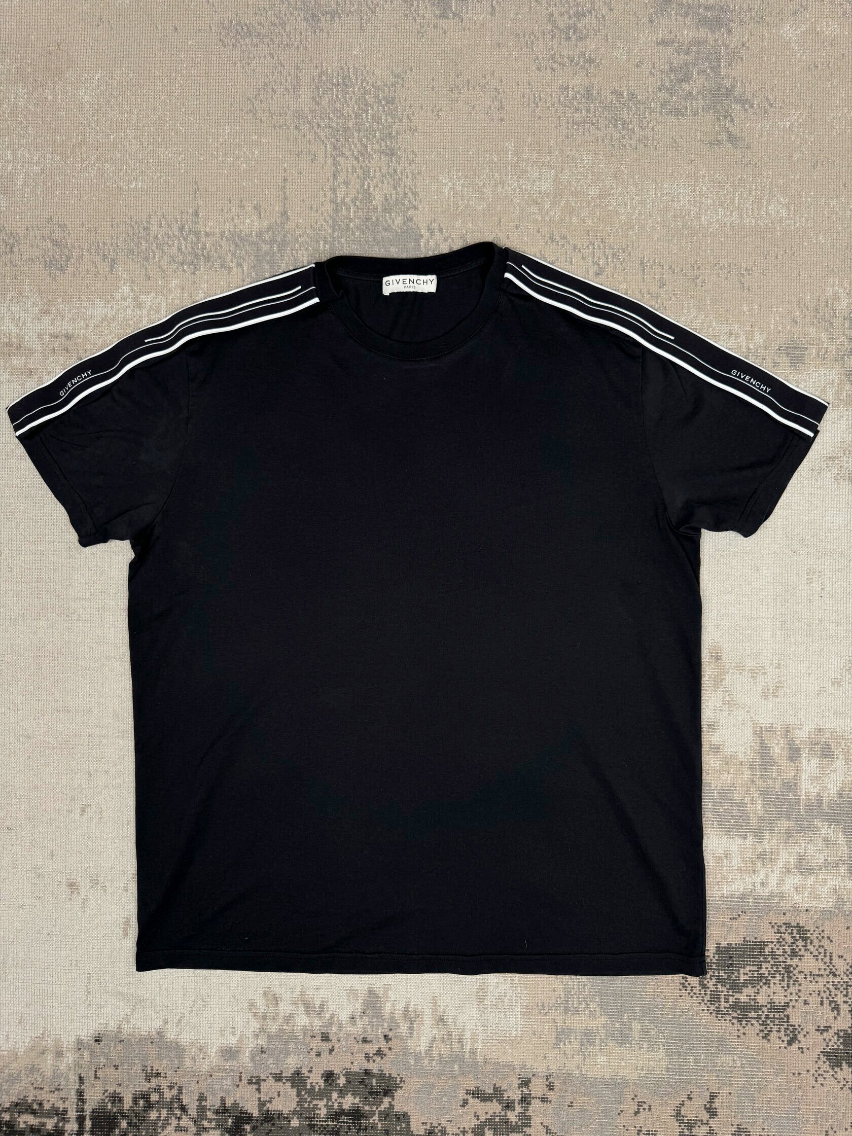 Givenchy Tape Logo T-shirt - Black