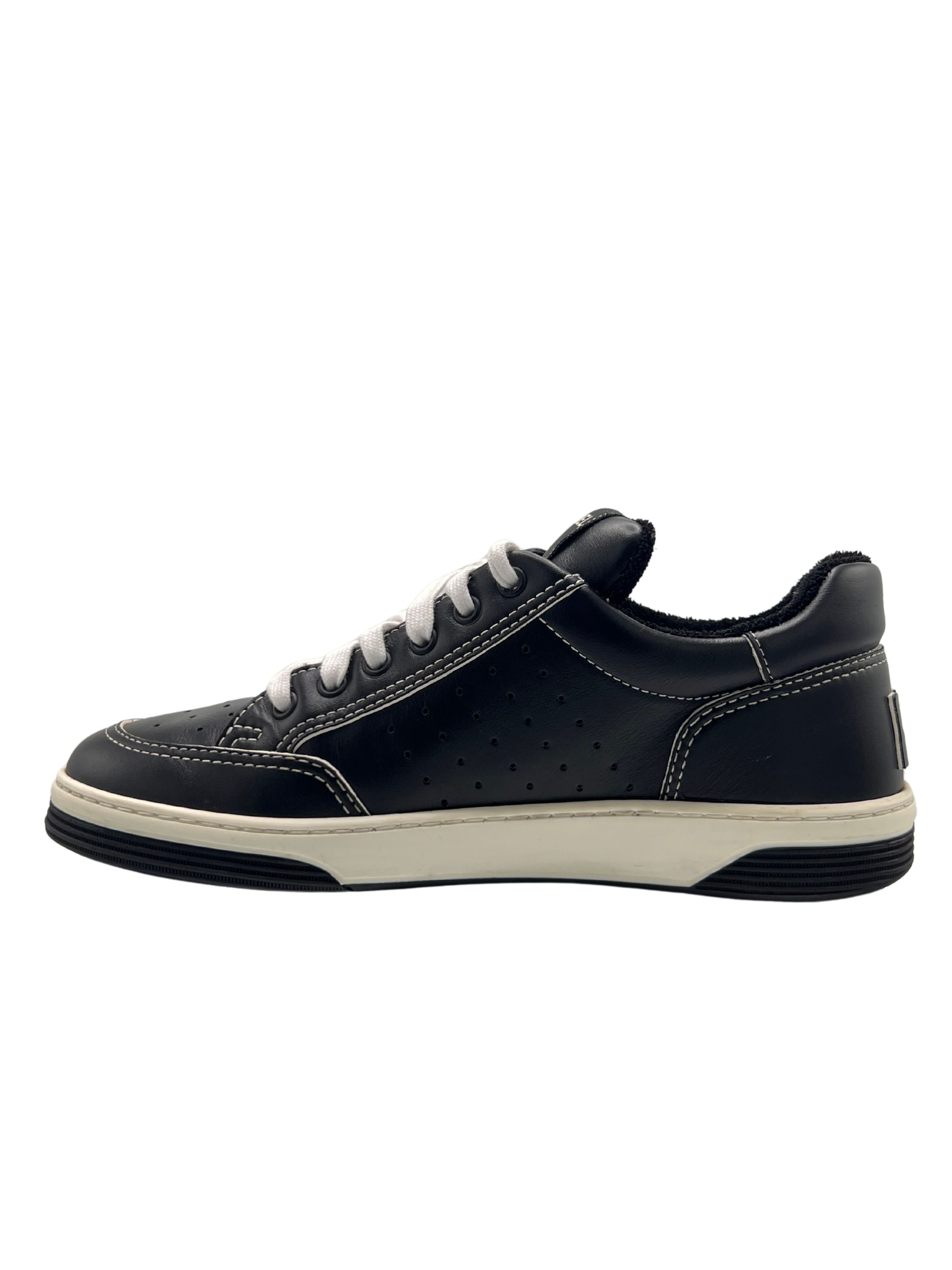 CHANEL Heel Print Sneaker - Black