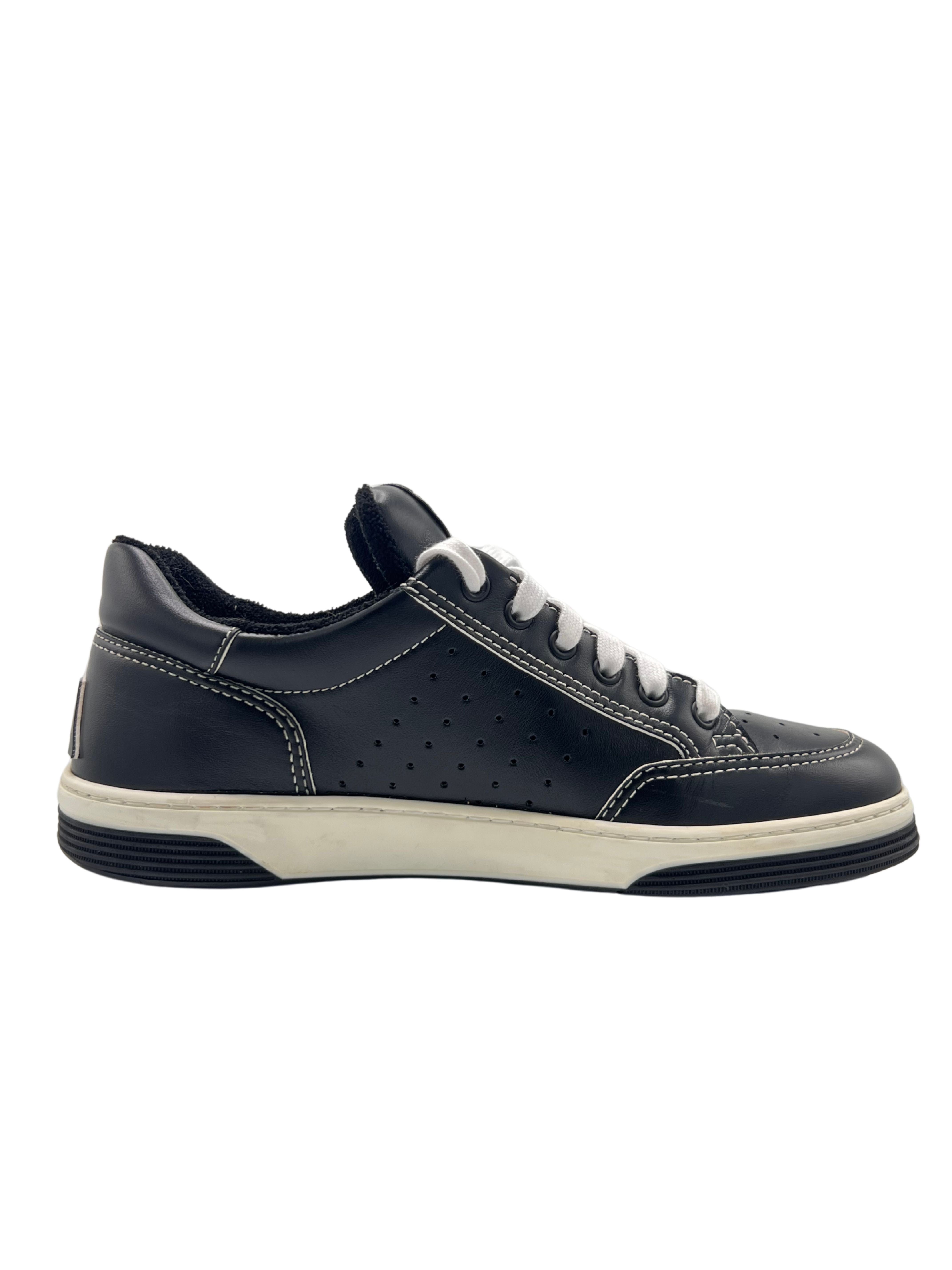 CHANEL Heel Print Sneaker - Black