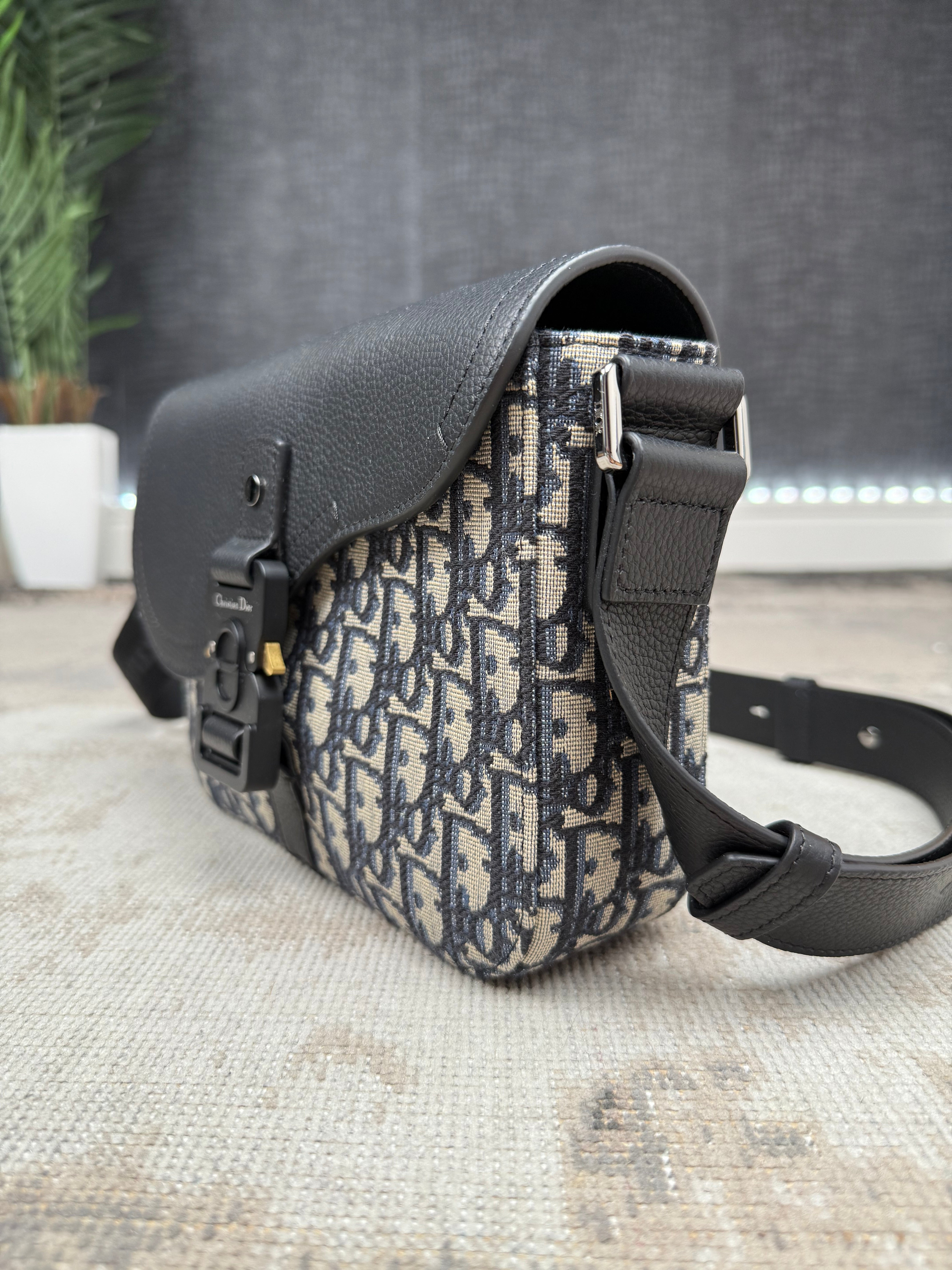 Dior Saddle Bag Messenger Bag (Small) (Unused) Dior