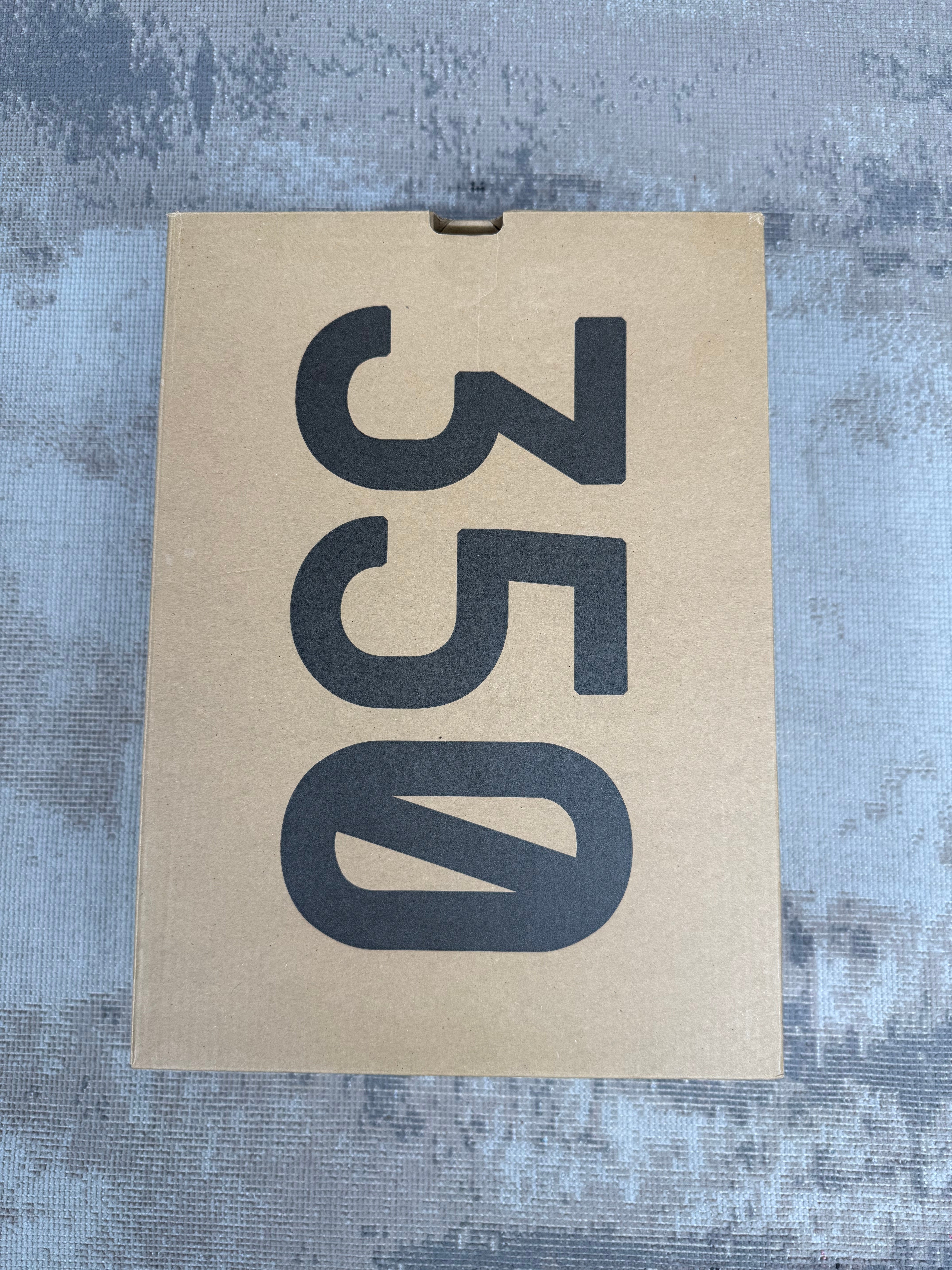 Yeezy 350 V2 Trainer - Steel Grey Yeezy