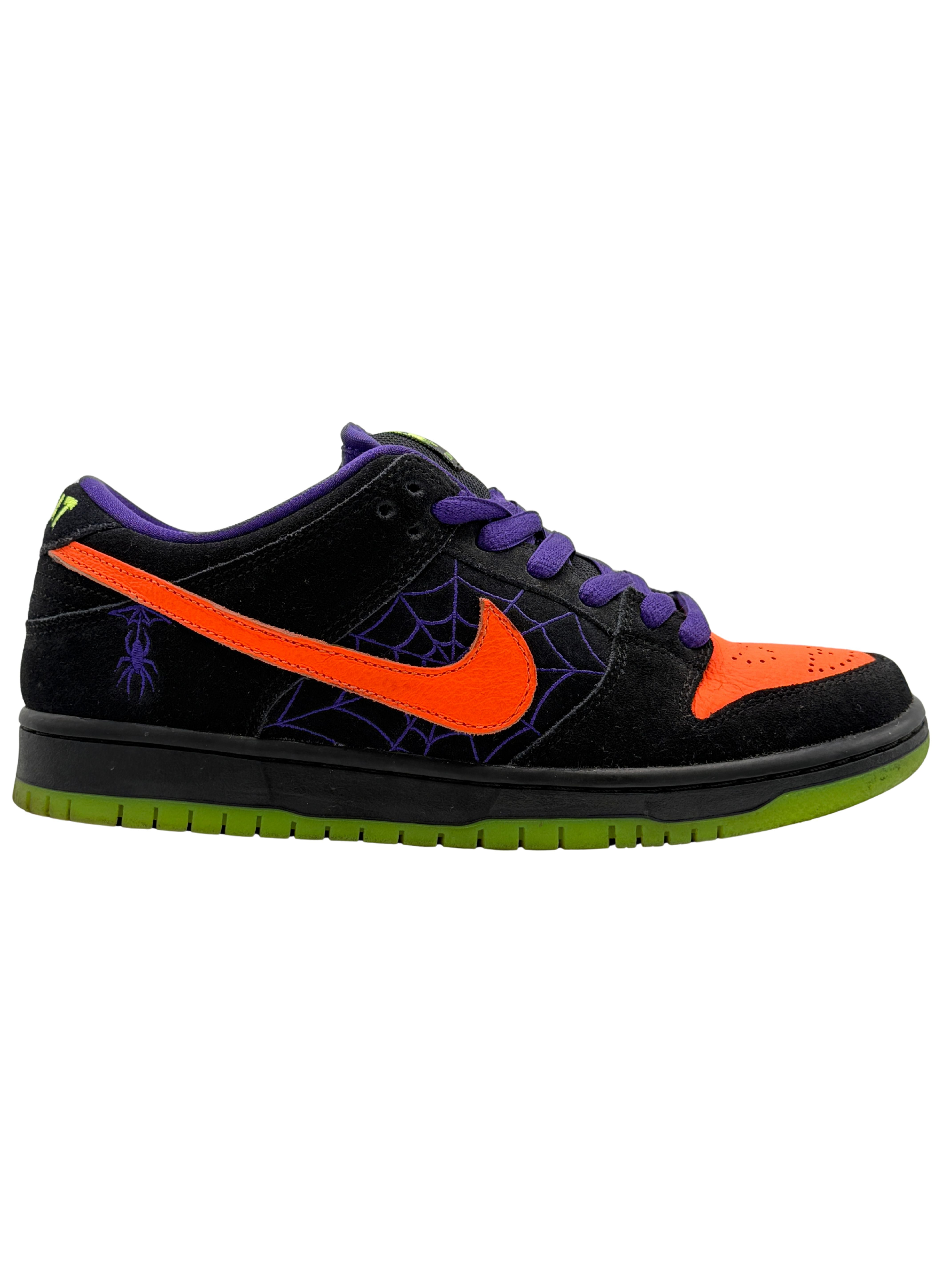 Nike Dunk Low SB 'Night of Mischief' - Black