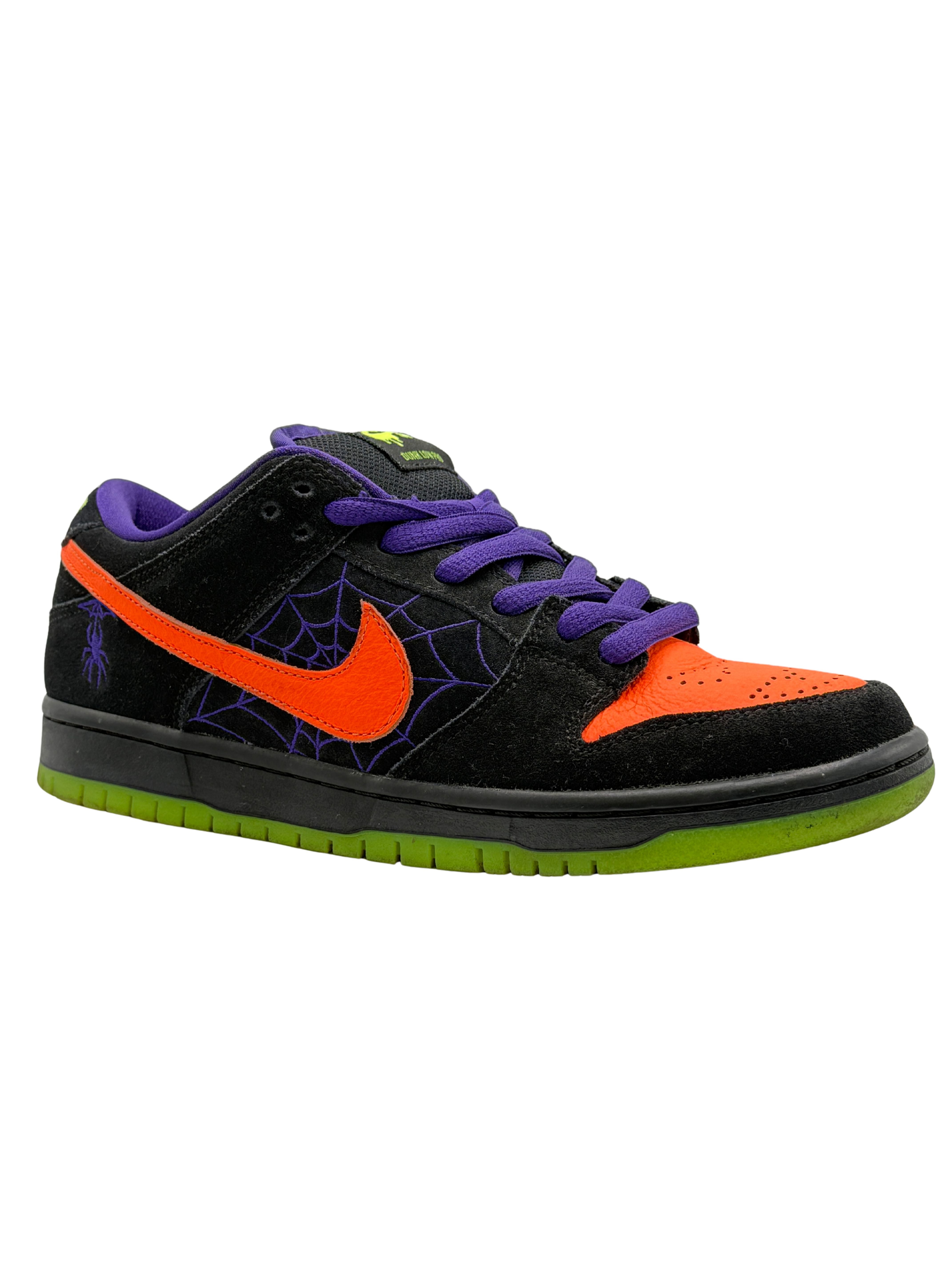 Nike Dunk Low SB 'Night of Mischief' - Black