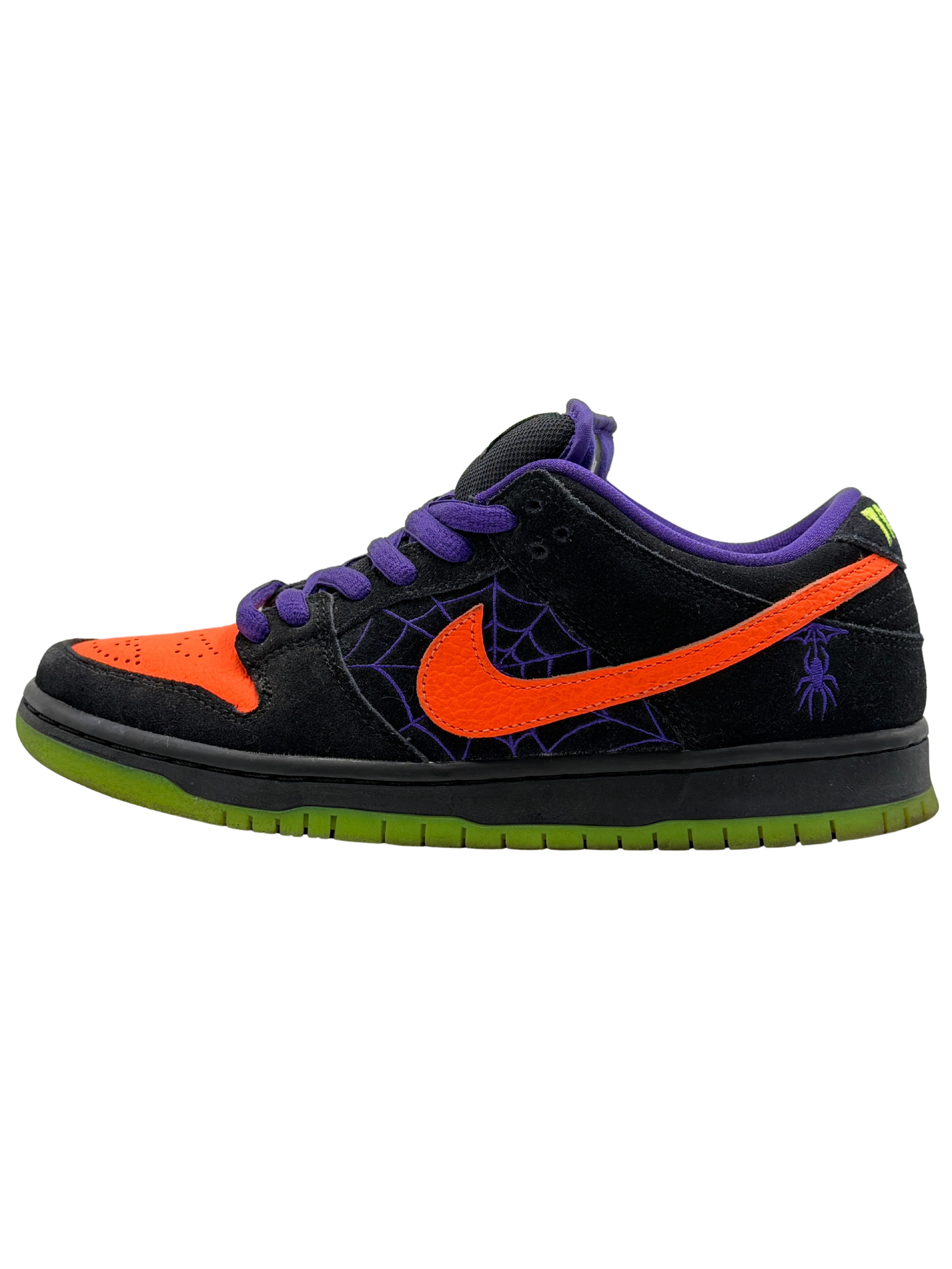 Nike Dunk Low SB 'Night of Mischief' - Black