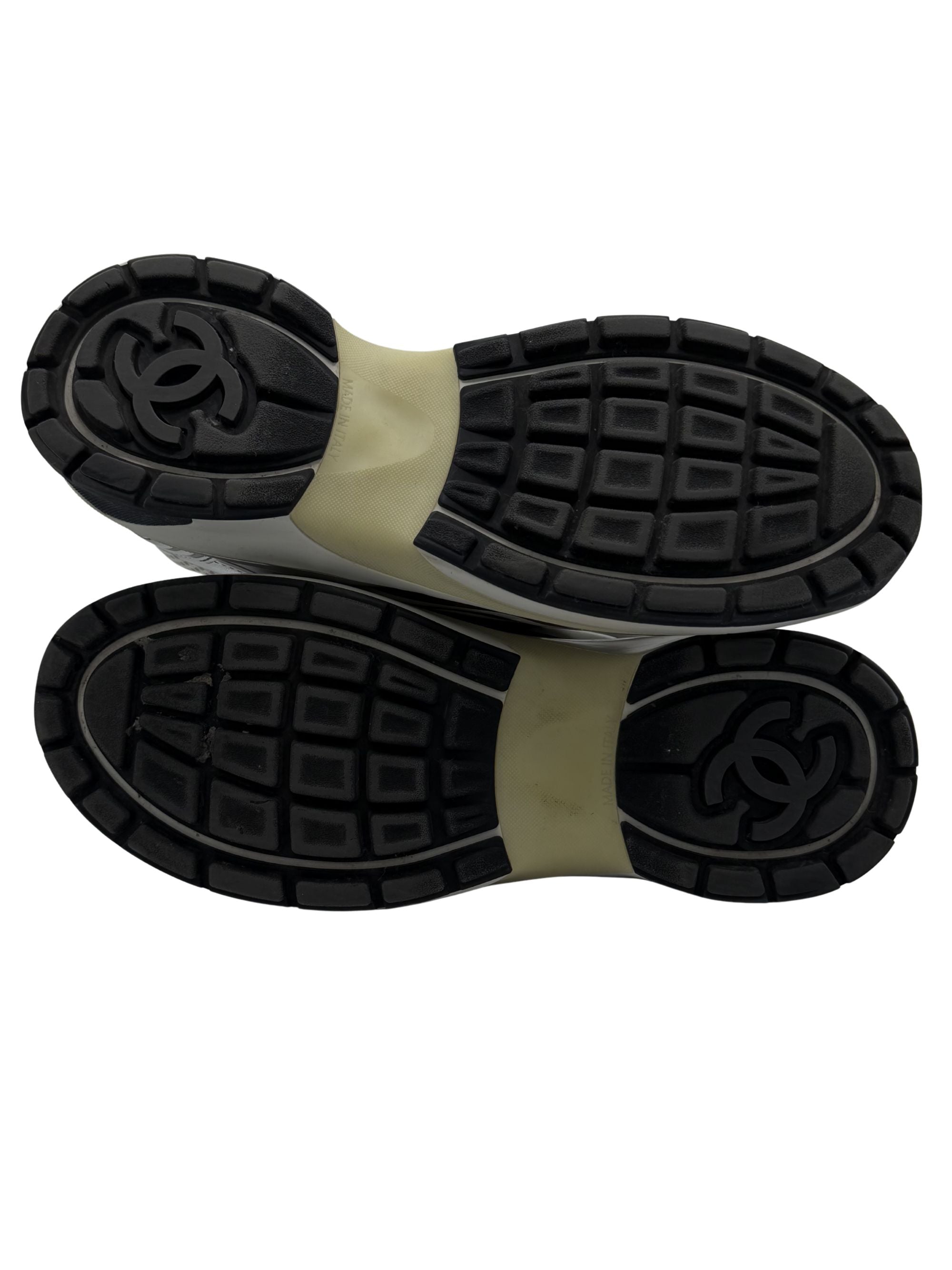Chanel CC Runner Trainers - Silver Chanel