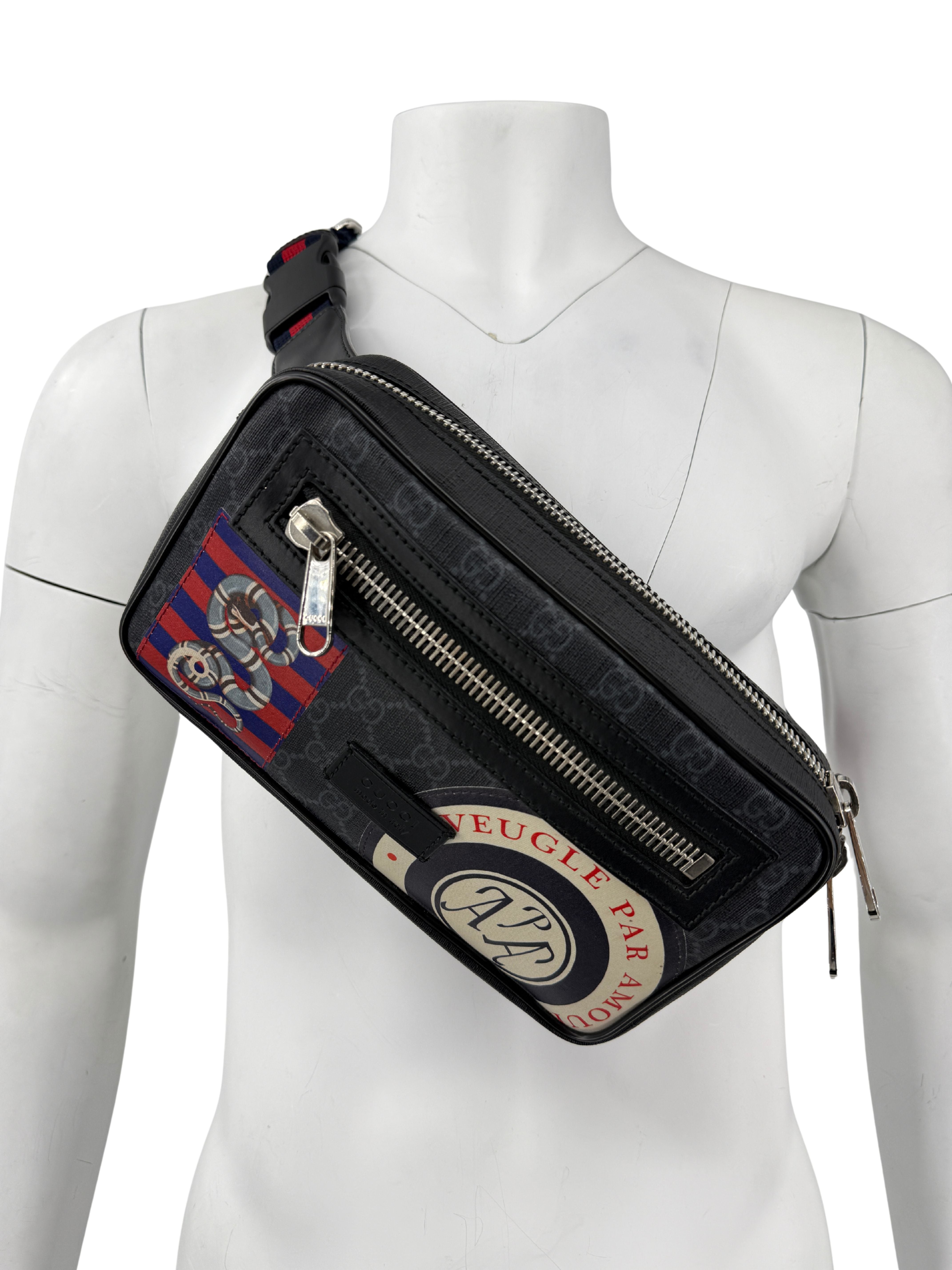 Gucci GG Supreme Night Courier Belt Bag - Grey Gucci