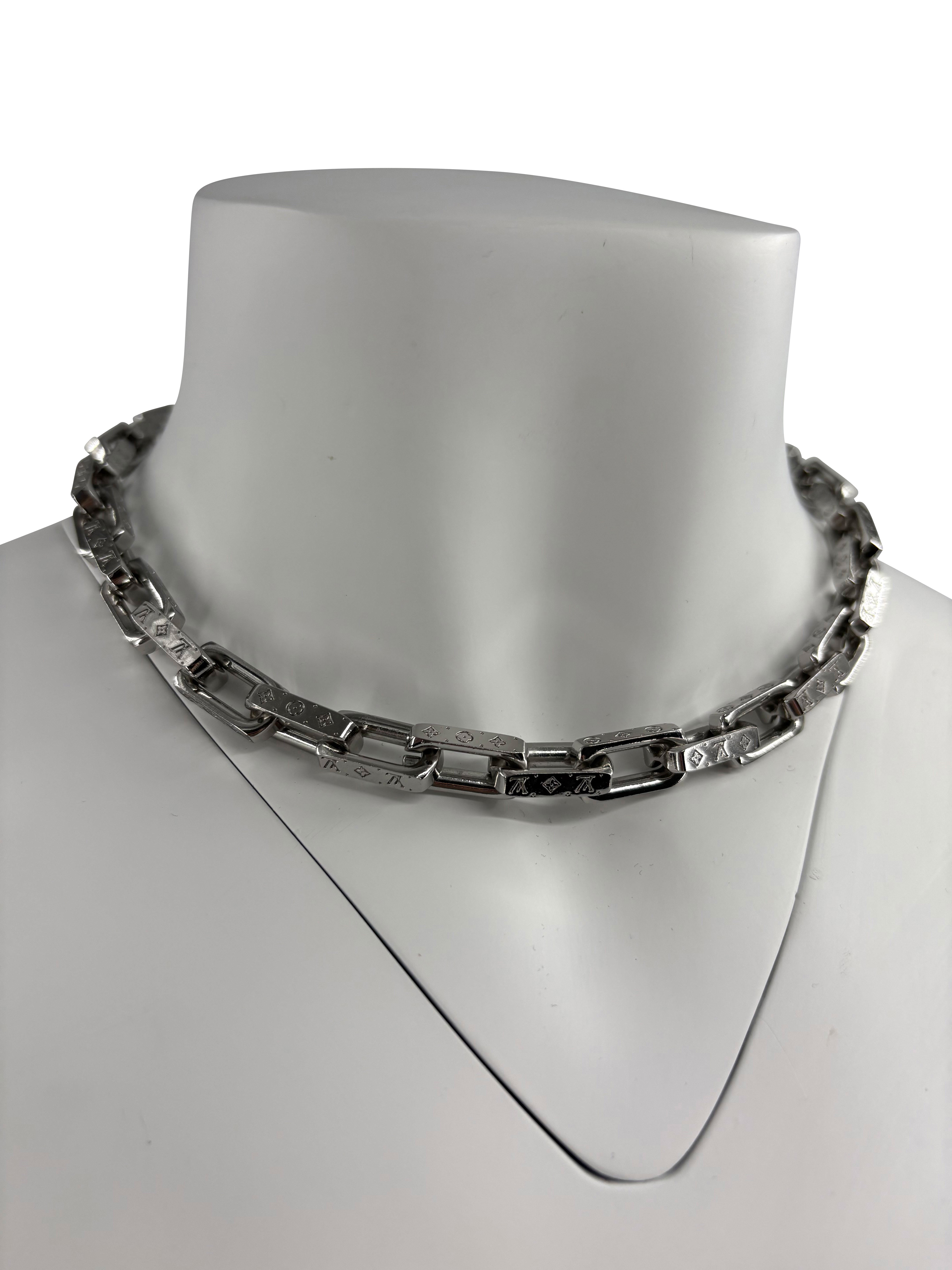 Louis Vuitton Monogram Chain Necklace - Steel / Silver Louis Vuitton