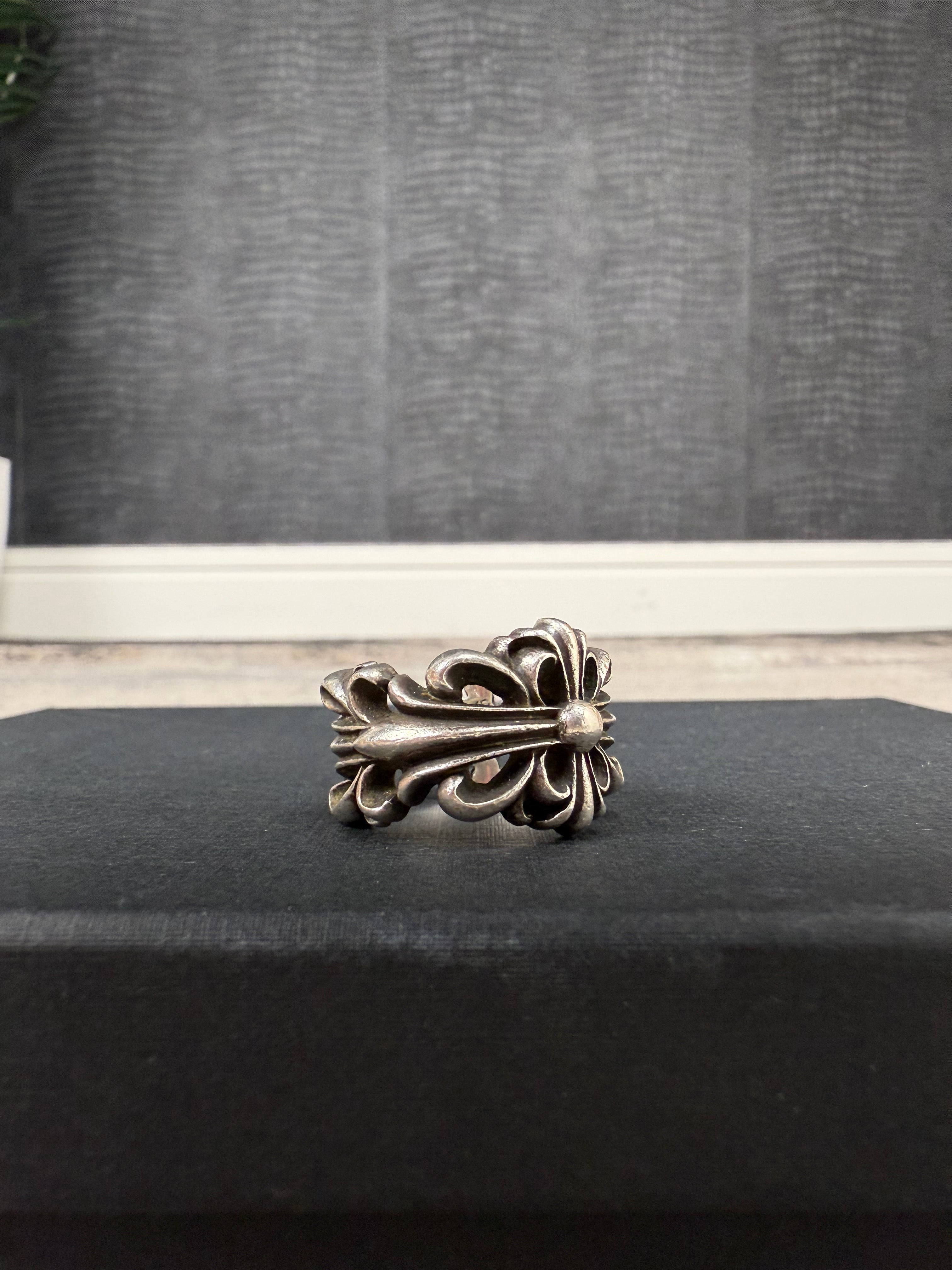 Chrome Hearts Silver Double Floral Keeper Ring Chrome Hearts