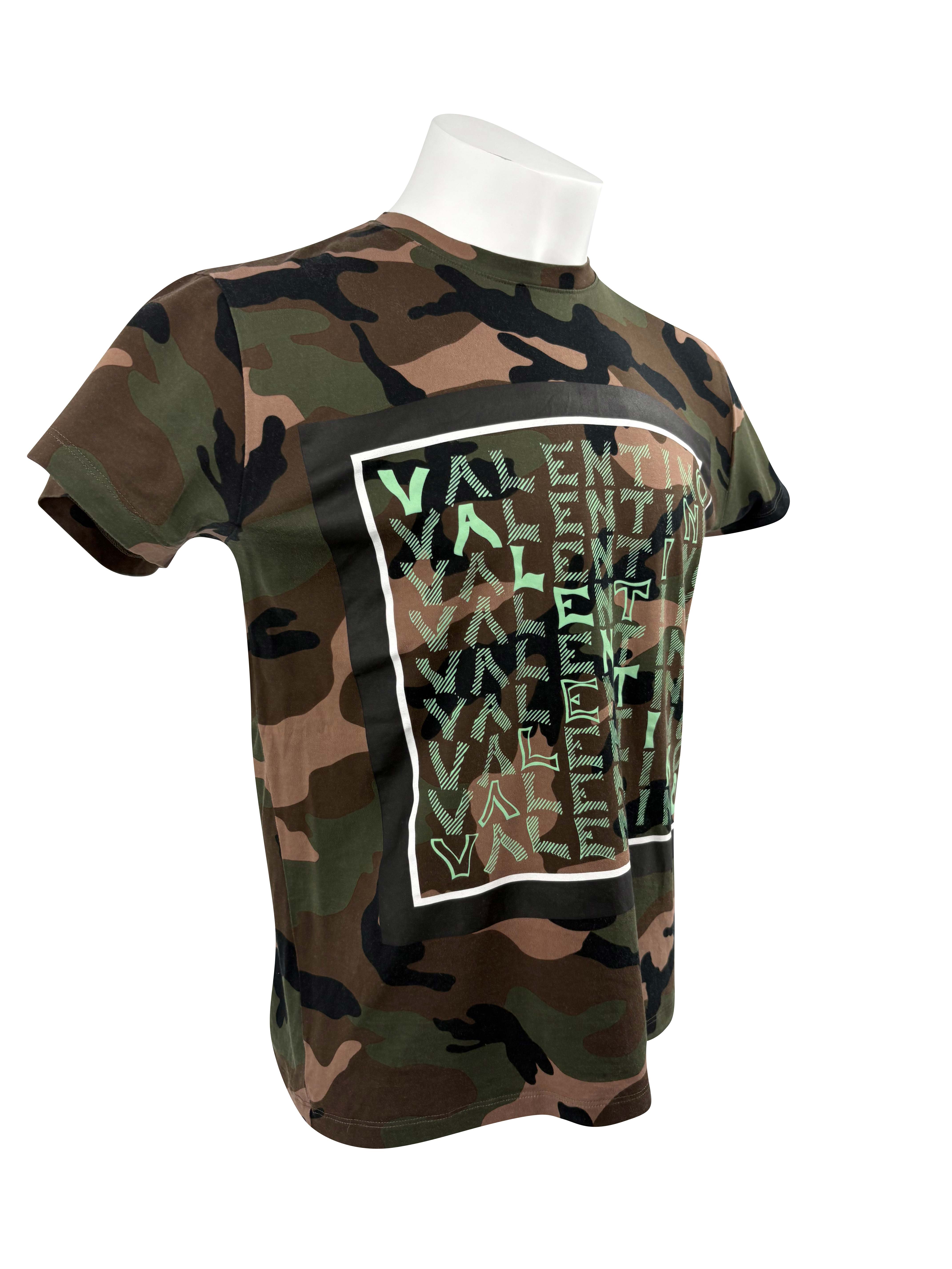 Valentino Camo T-Shirt With V Print - Camo